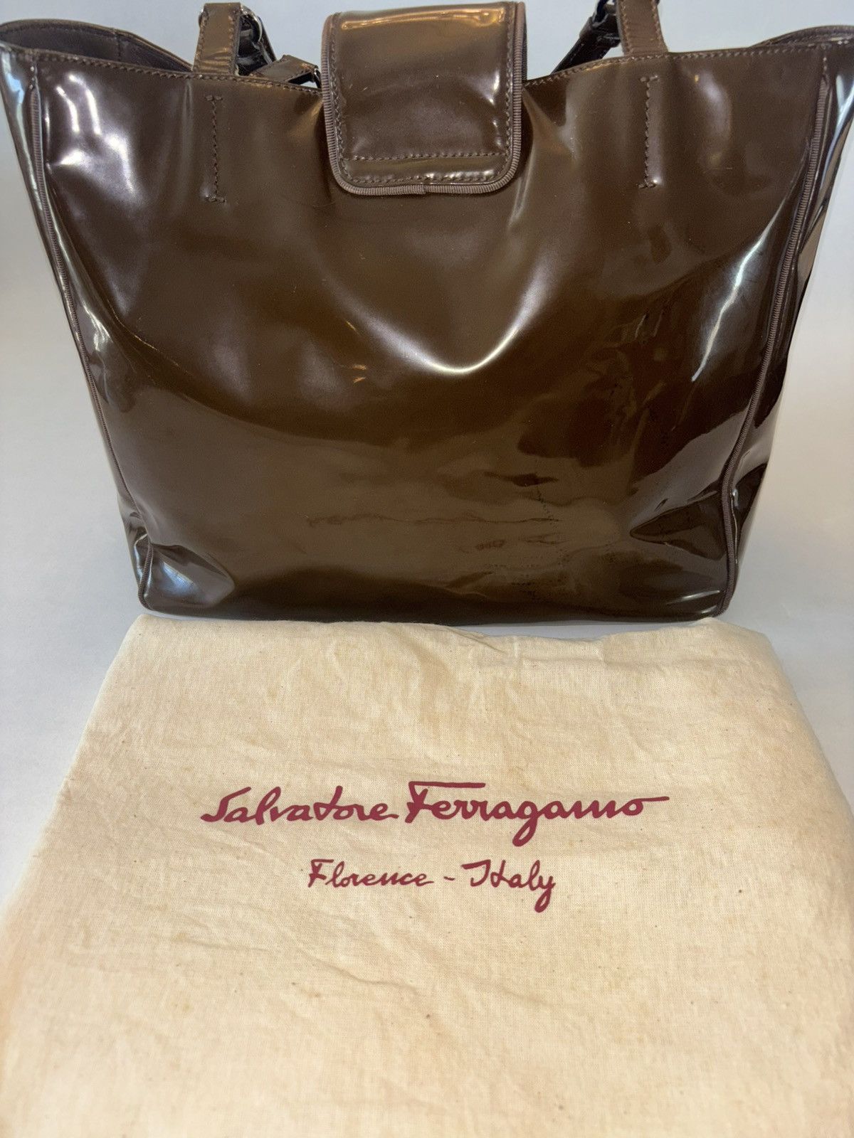 Salvatore Ferragamo Brown Patent Leather Ferragamo Tote Size ONE SIZE - 13 Thumbnail