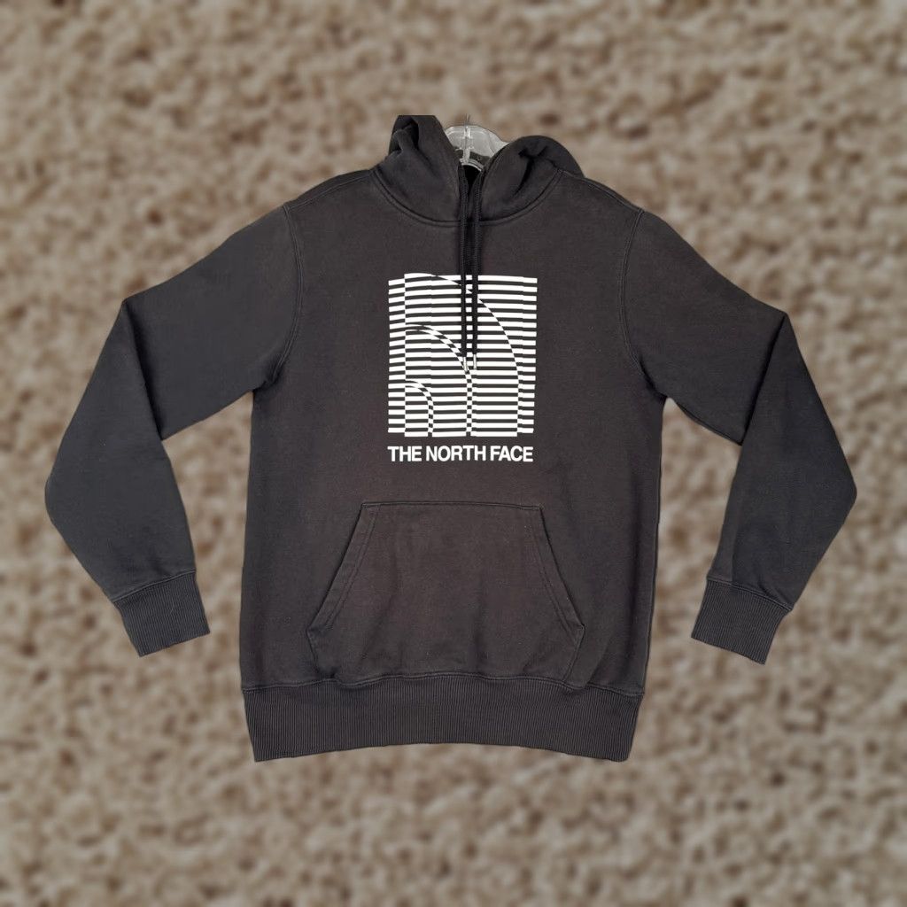 The North Face The North Face Hoodie Mens Small Black Graphic Half Dome Pullover Sweater Size US S / EU 44-46 / 1 - 1 Thumbnail