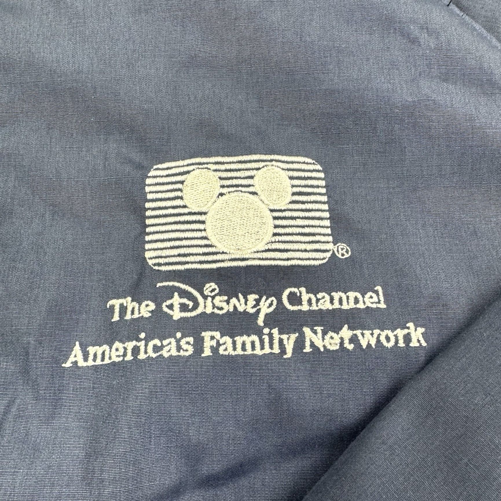 Disney VINTAGE Disney Windbreaker Jacket Men L Blue 80s Disney World Event 1980s Adults Mens Jacket Blue Disney Channel Windbreaker Size US L / EU 52-54 / 3 - 2 Thumbnail