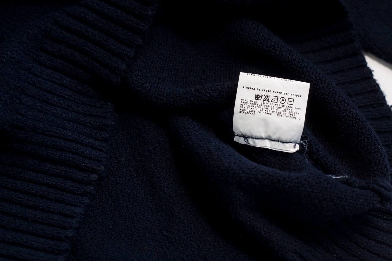 Dolce & Gabbana dolce gabbana v neck knit sweater Size S / US 4 / IT 40 - 7 Thumbnail