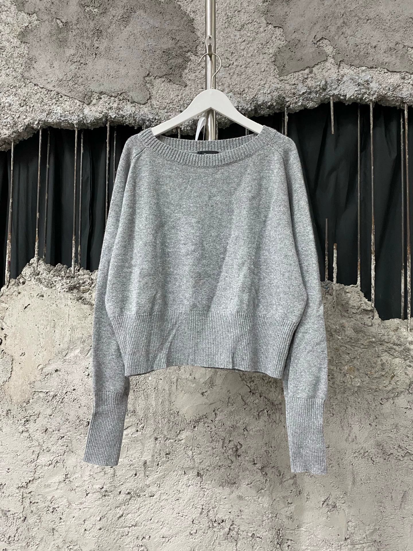 Theory Cashmere Sweater Size S 99 New