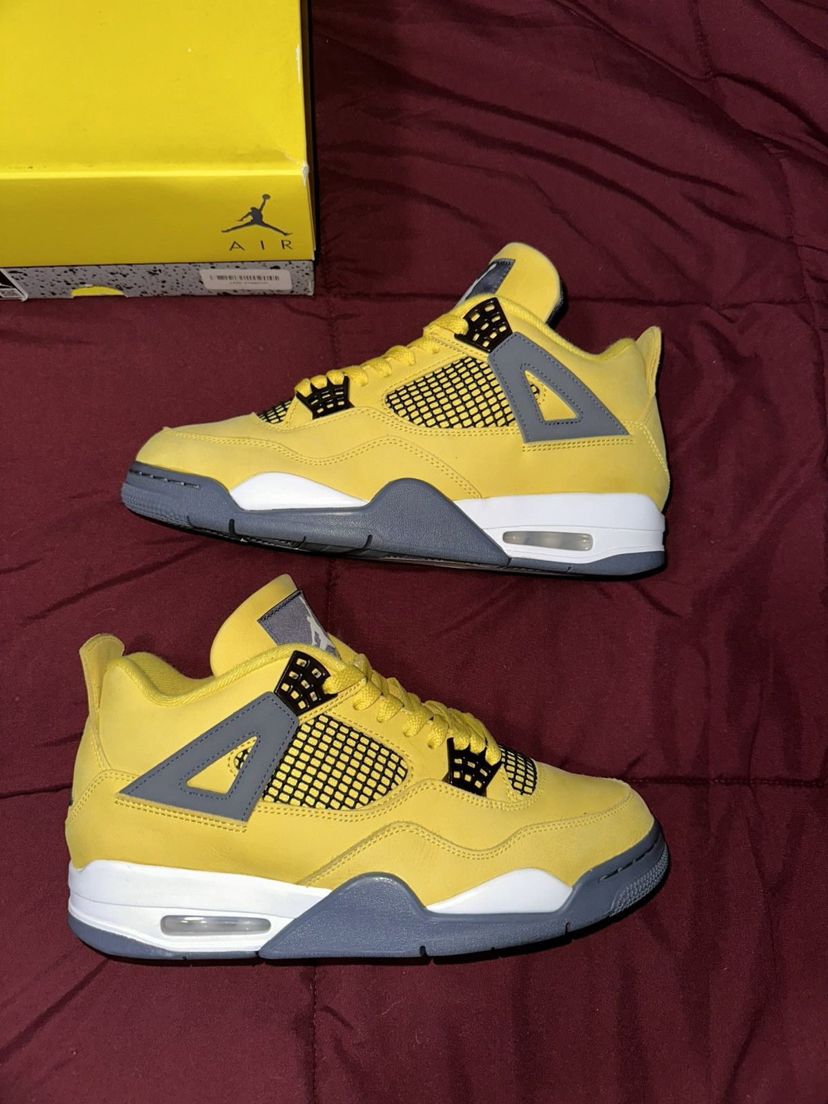 Jordan Brand Jordan 4 lightning Size US 10 / EU 43 - 2 Thumbnail