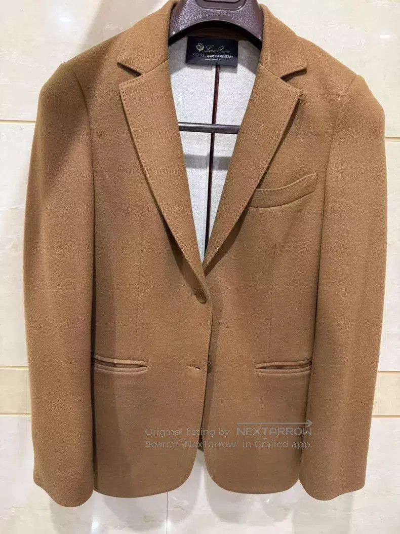 Loro Piana Loro Piana Women's Camel Hair Suit 50% Camel Hair 50% Baby Size S / US 4 / IT 40 - 1 Thumbnail