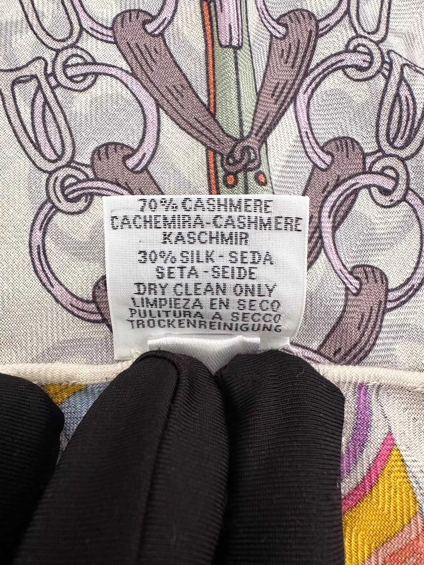 Hermes Hermes Selle Fleurie Hac Logo Cashmere Tri Scarf New Size ONE SIZE - 7 Thumbnail