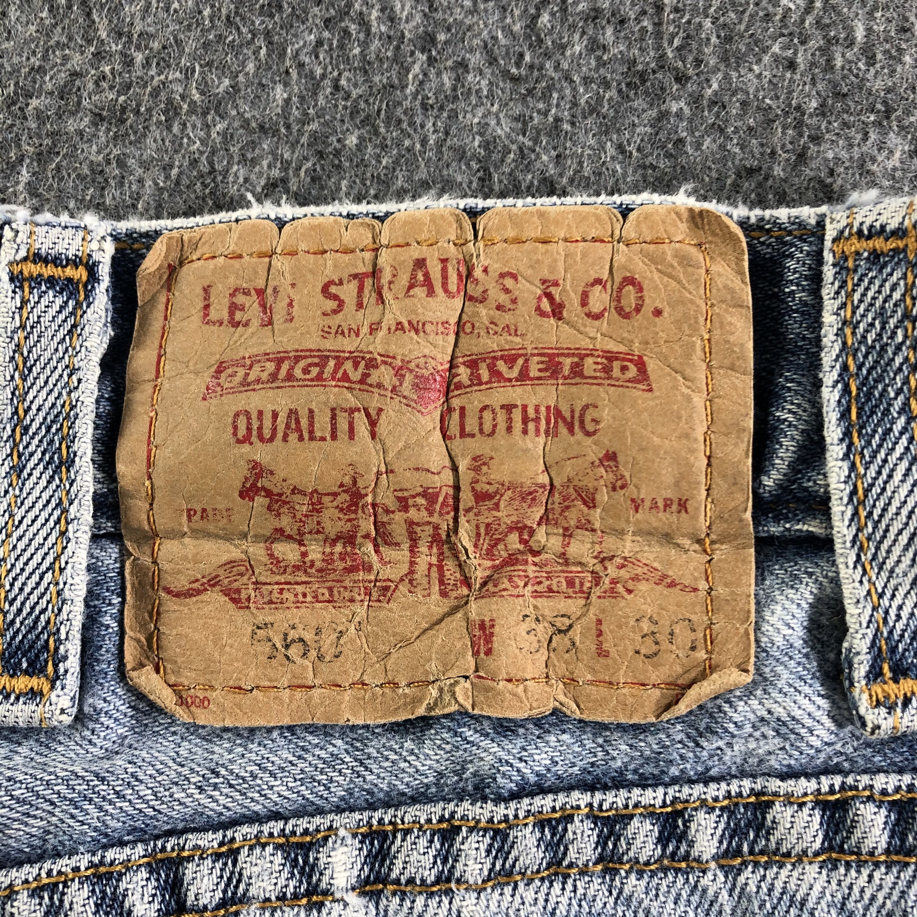 Levi's Vintage Levis 560 Jeans-J3366 Size US 37 - 5 Thumbnail