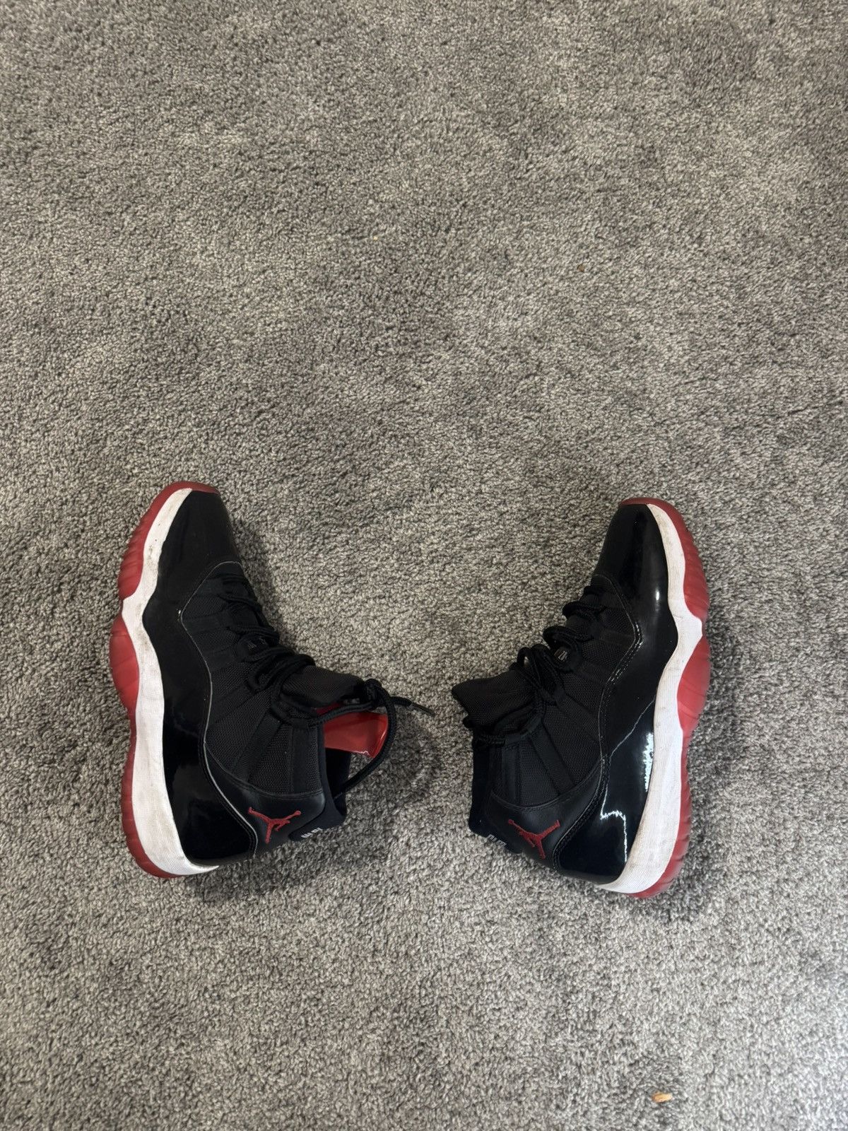 Jordan Brand Jordan 11 Bred Size US 9 / EU 42 - 1 Thumbnail