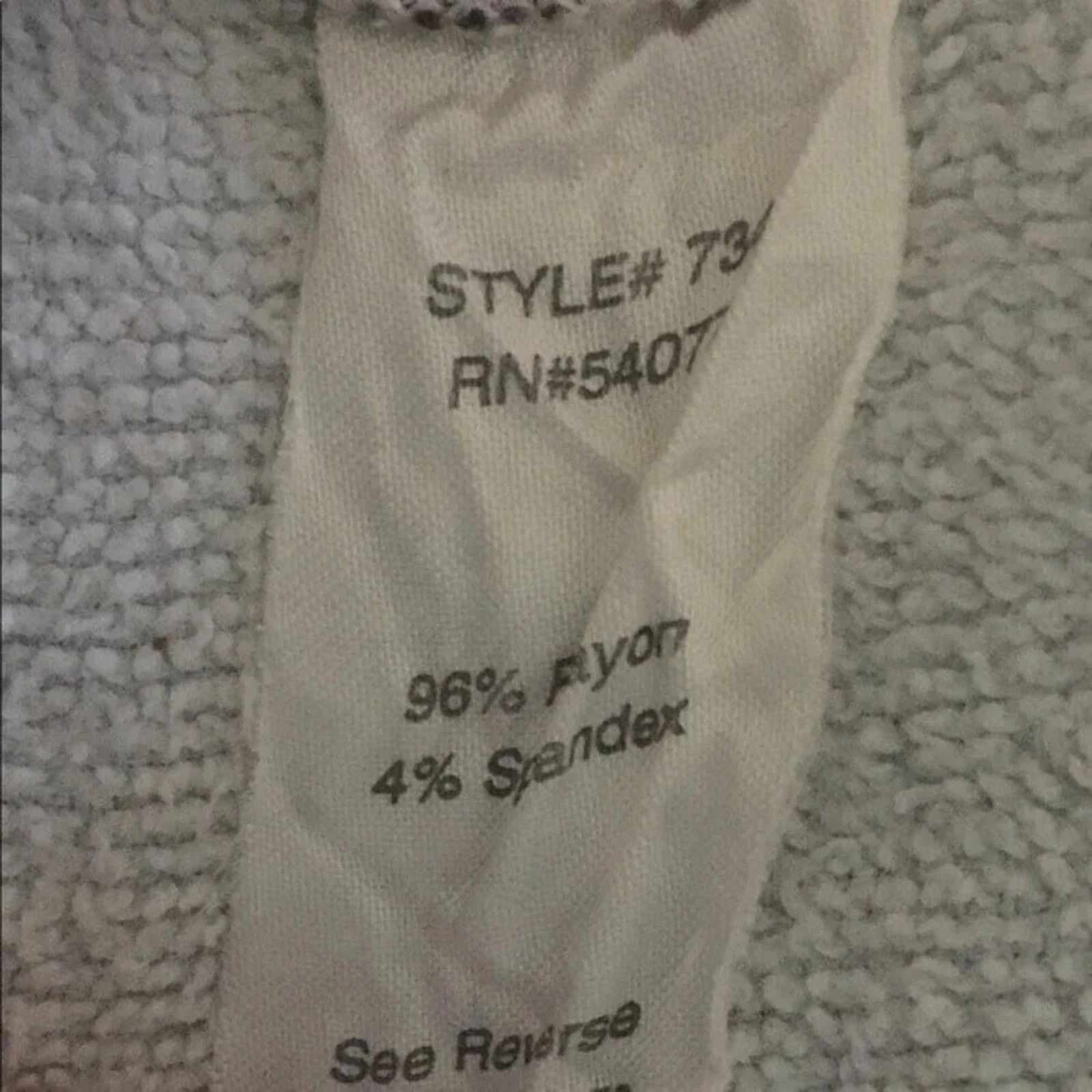 The Unbranded Brand CAbi sleeveless top, size Large Size L / US 10 / IT 46 - 5 Thumbnail