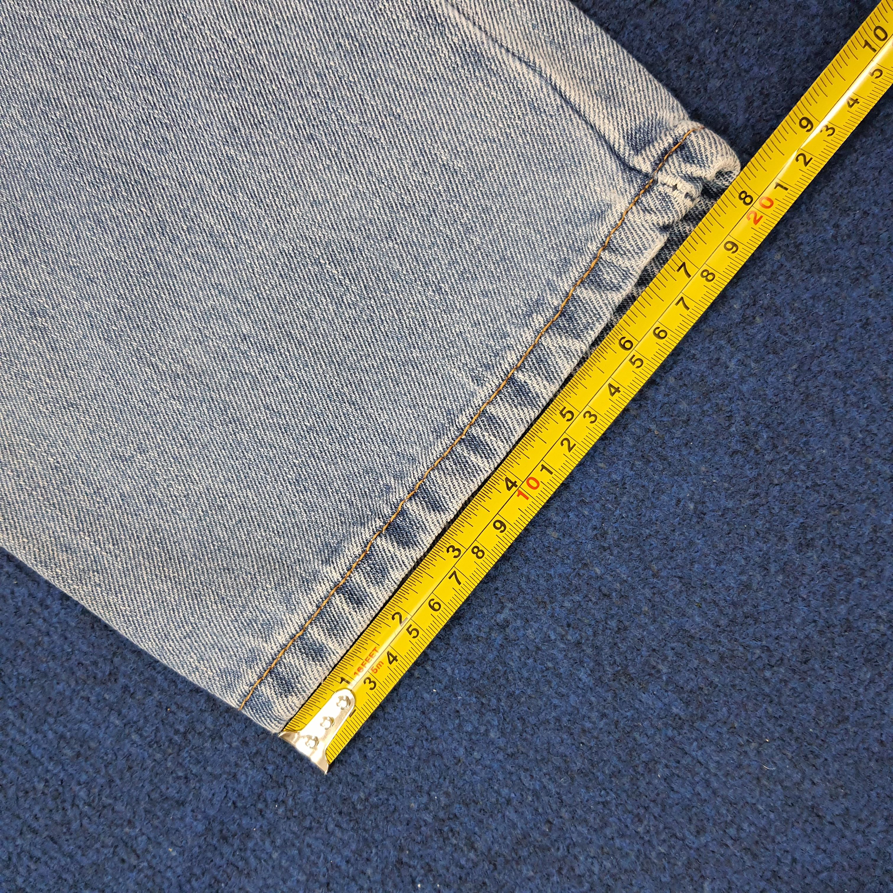 Levi's VINTAGE 90s LEVI'S 550 Distressed Light Wash Jeans C272N7 Size US 36 / EU 52 - 18 Thumbnail