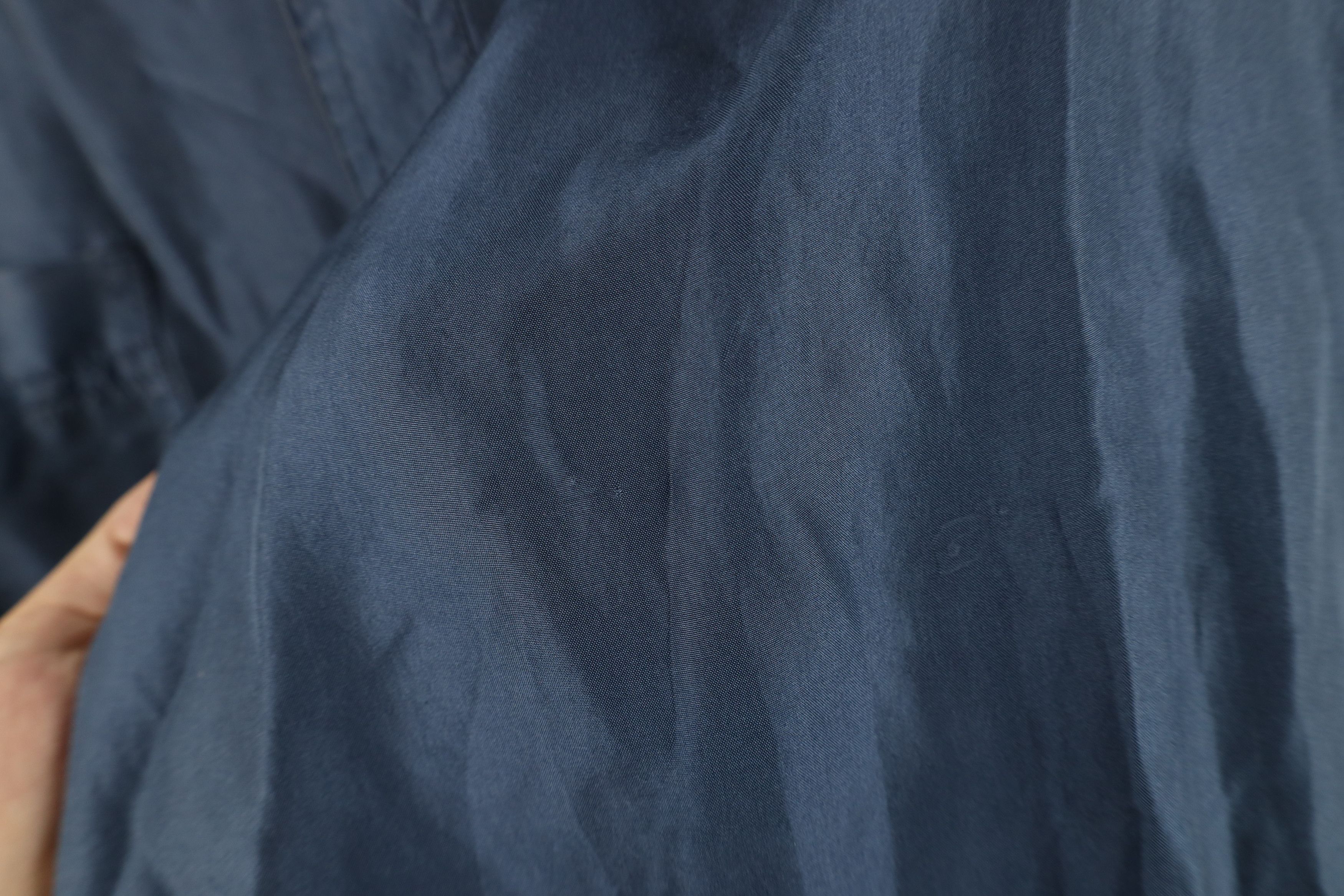 Vintage Vintage 90s Streetwear Baggy Silk Collared Button Shirt Blue Size US XL / EU 56 / 4 - 4 Thumbnail