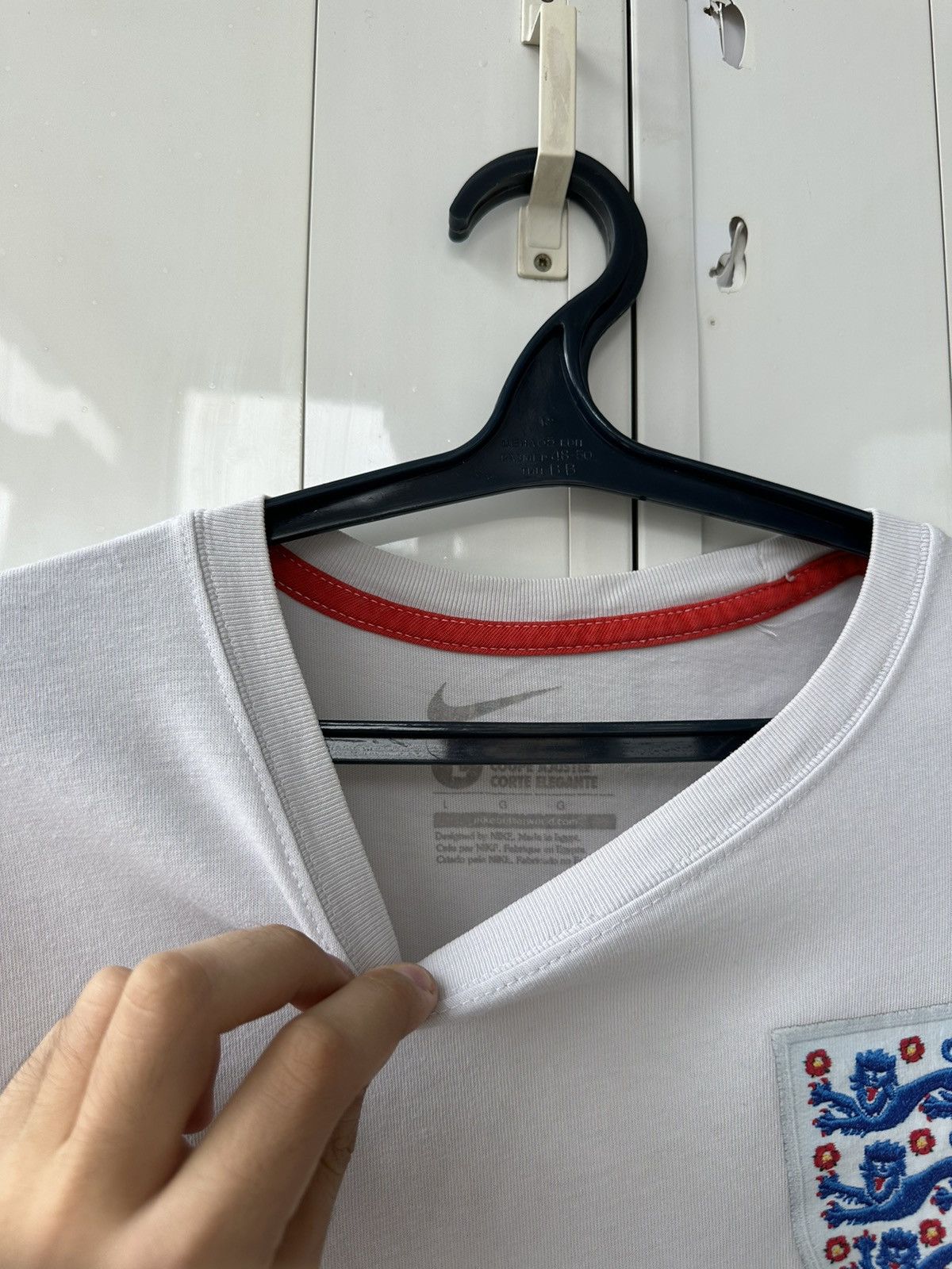 Nike × Vintage Vintage Nike T-shirt England Soccer Style Size US L / EU 52-54 / 3 - 8 Thumbnail
