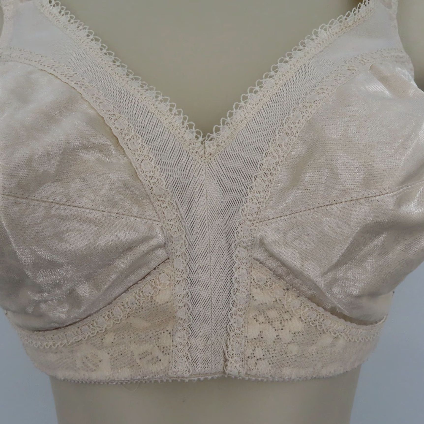Vintage Underscore Bra 38B Full Coverage Wireless T-Shirt Beige Cream Comfort Strap 4185 Womens Menus? Size ONE SIZE - 3 Thumbnail