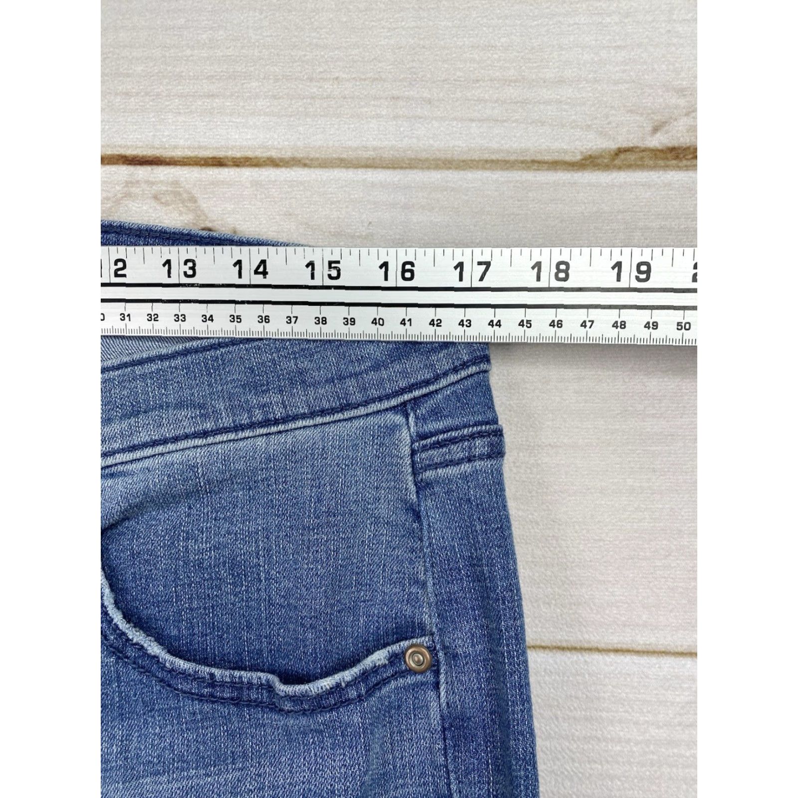 Vintage Sonoma Women's Girlfriend Jeans Size 10 Mid Rise Distressed Stretch Patches Leg Size 32" / US 10 / IT 46 - 4 Thumbnail