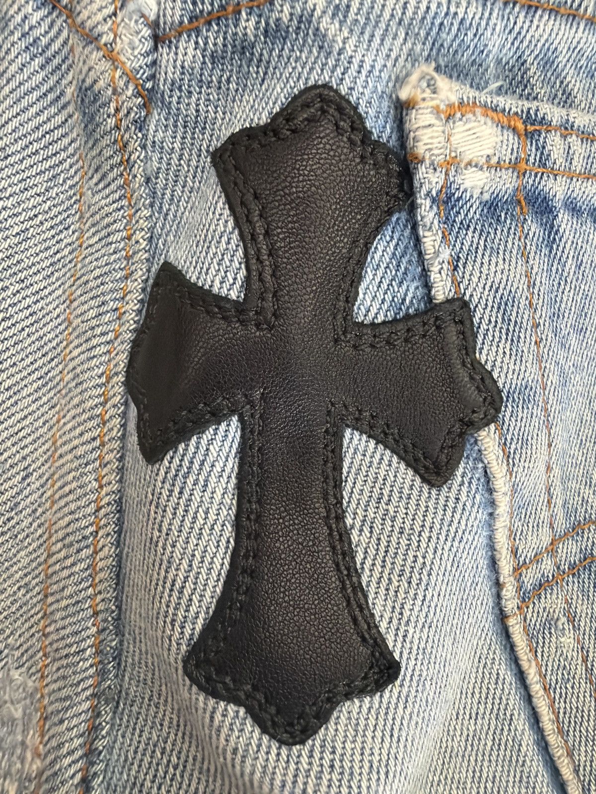 Chrome Hearts Chrome hearts black cross patch levis jeans Size US 30 / EU 46 - 7 Thumbnail