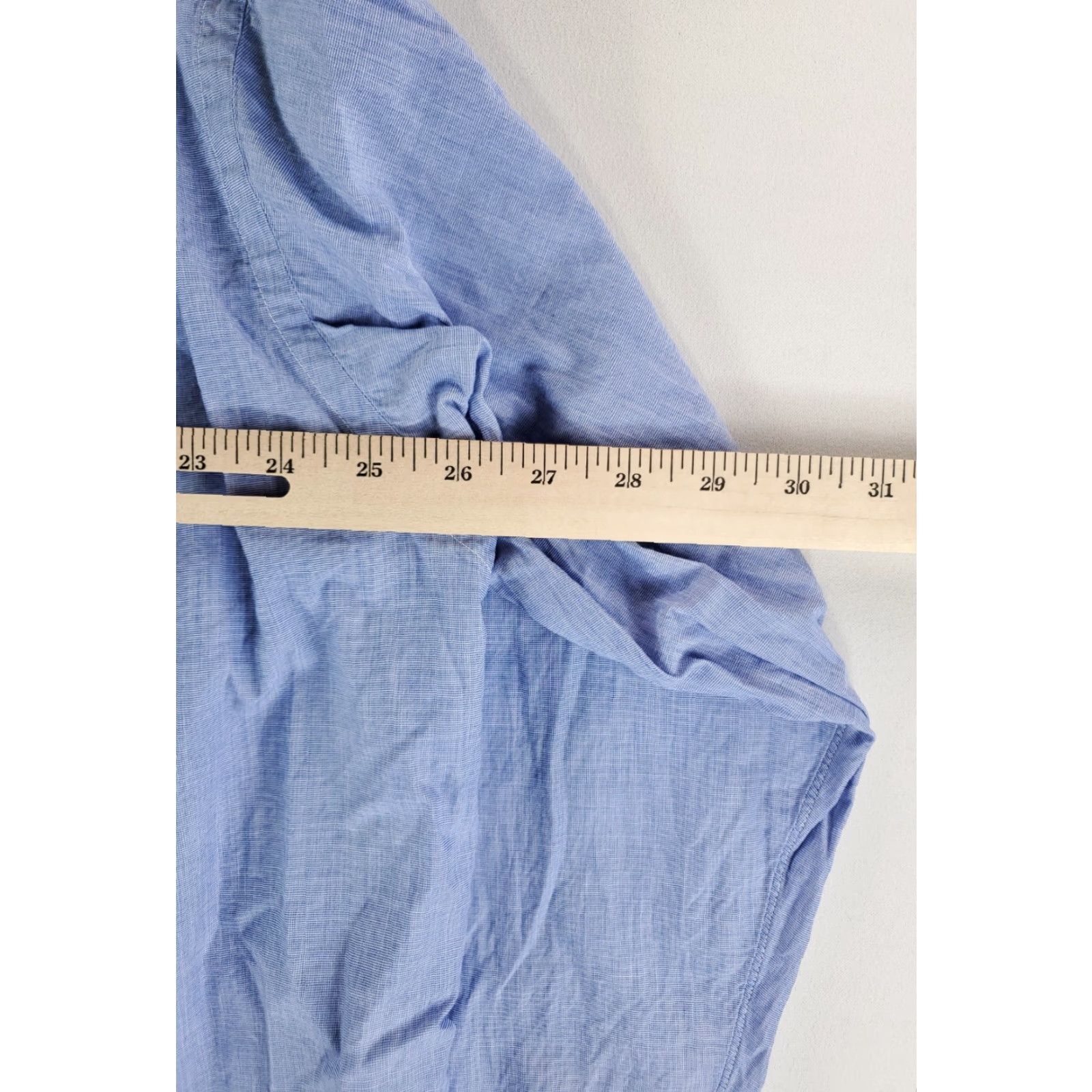 Brooks Brothers Brooks Brothers Shirt Makers Button Up Light Weight Blue Made USA Mens 17.5-6 XL Long Sleeve Shirt Mens Blue 17.5-6 Size US XL / EU 56 / 4 - 5 Thumbnail