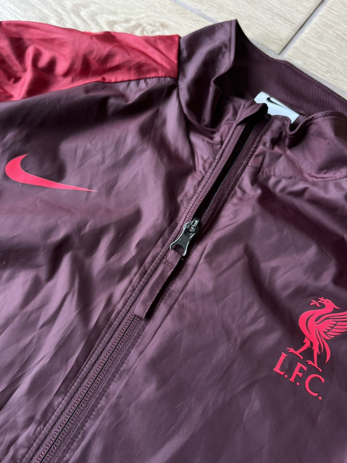 Nike Nike x Liverpool Lightweight Jacket Big Swoosh Men’s Size M Size US M / EU 48-50 / 2 - 5 Thumbnail