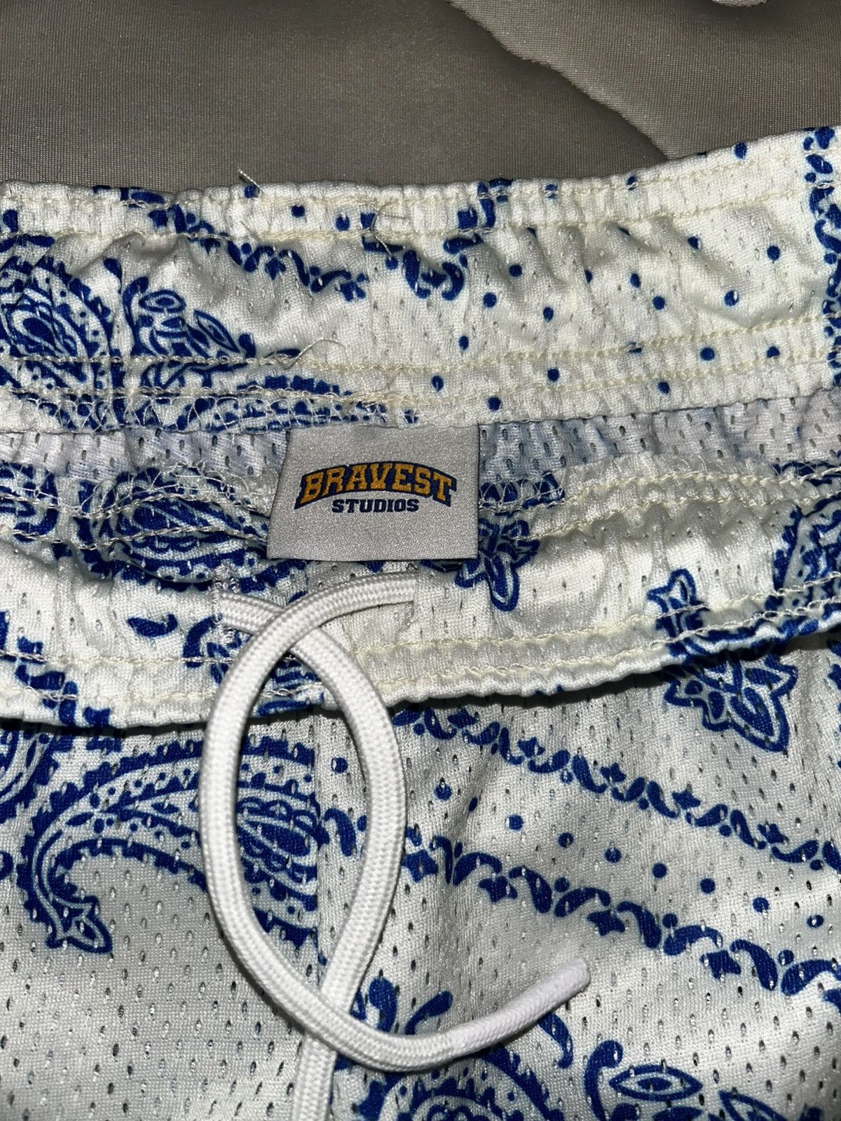 Bravest Studios Bravest Studios Cream Paisley Shorts Size US 30 / EU 46 - 6 Thumbnail