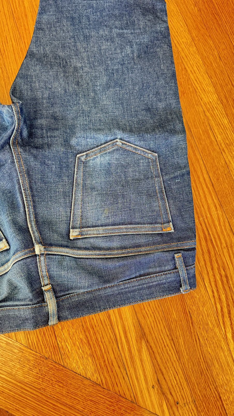 A.P.C. A.P.C Mid-rise classic straight leg jeans in Japanese raw Size US 31 - 6 Thumbnail
