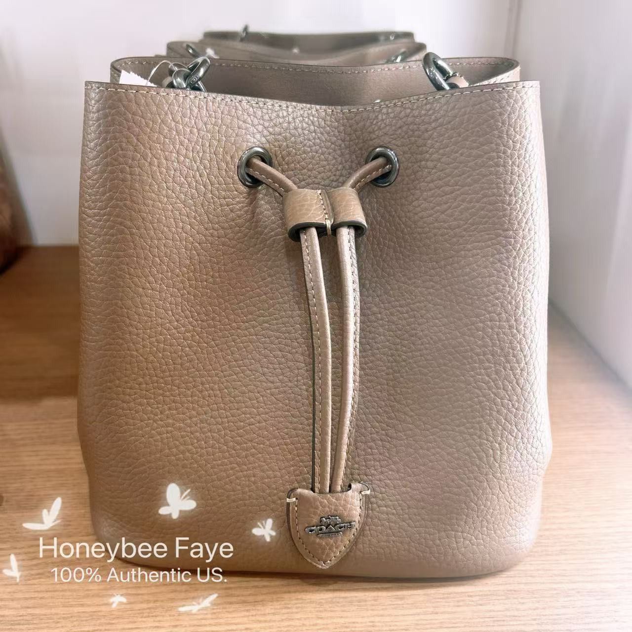 Coach NWT Coach Rowan Bucket Bag CBH06 Size ONE SIZE - 1 Thumbnail