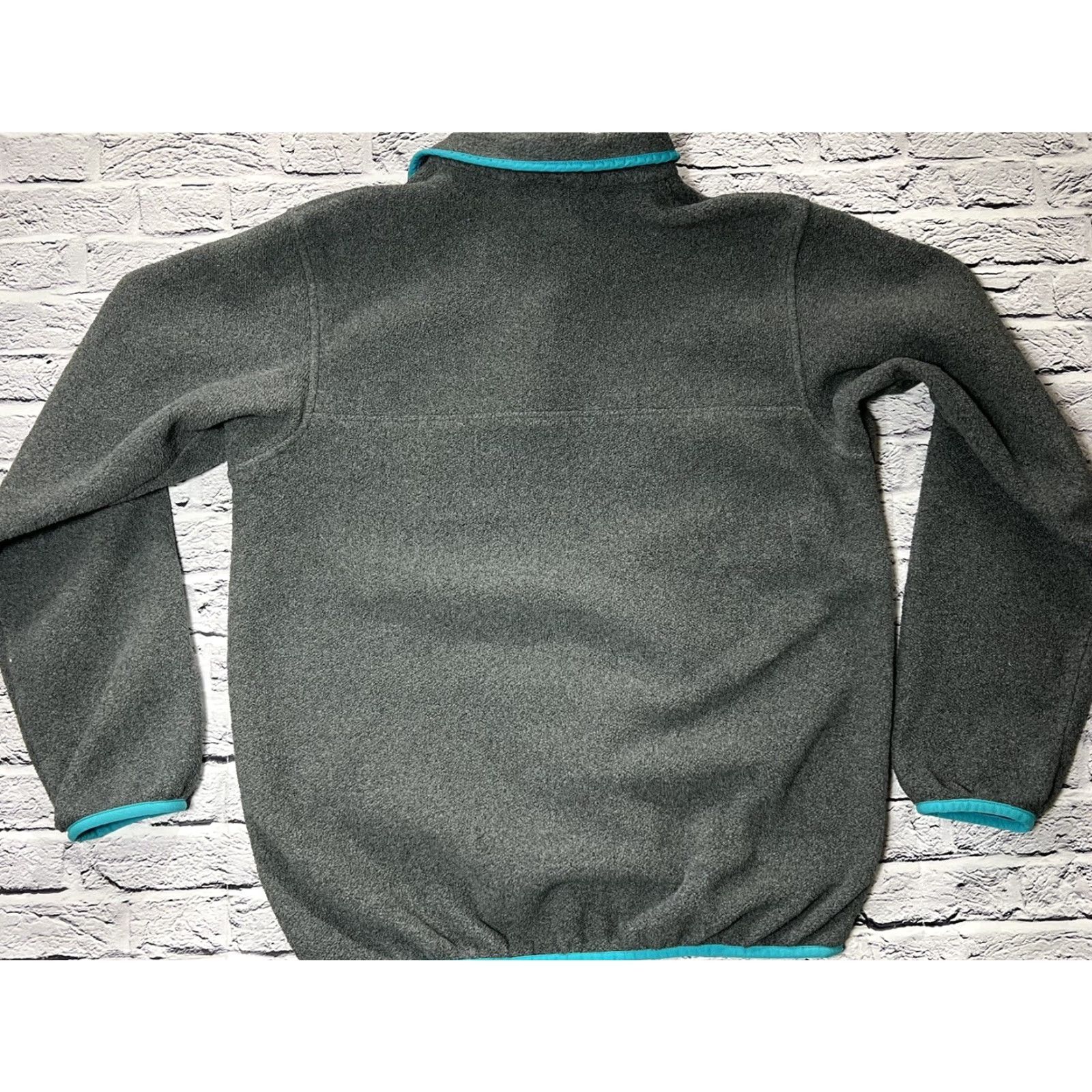 Patagonia NICE!! Patagonia Lightweight Synchilla Gray & Teal Snap-T Pullover Women's XS Size XS / US 0-2 / IT 36-38 - 4 Thumbnail