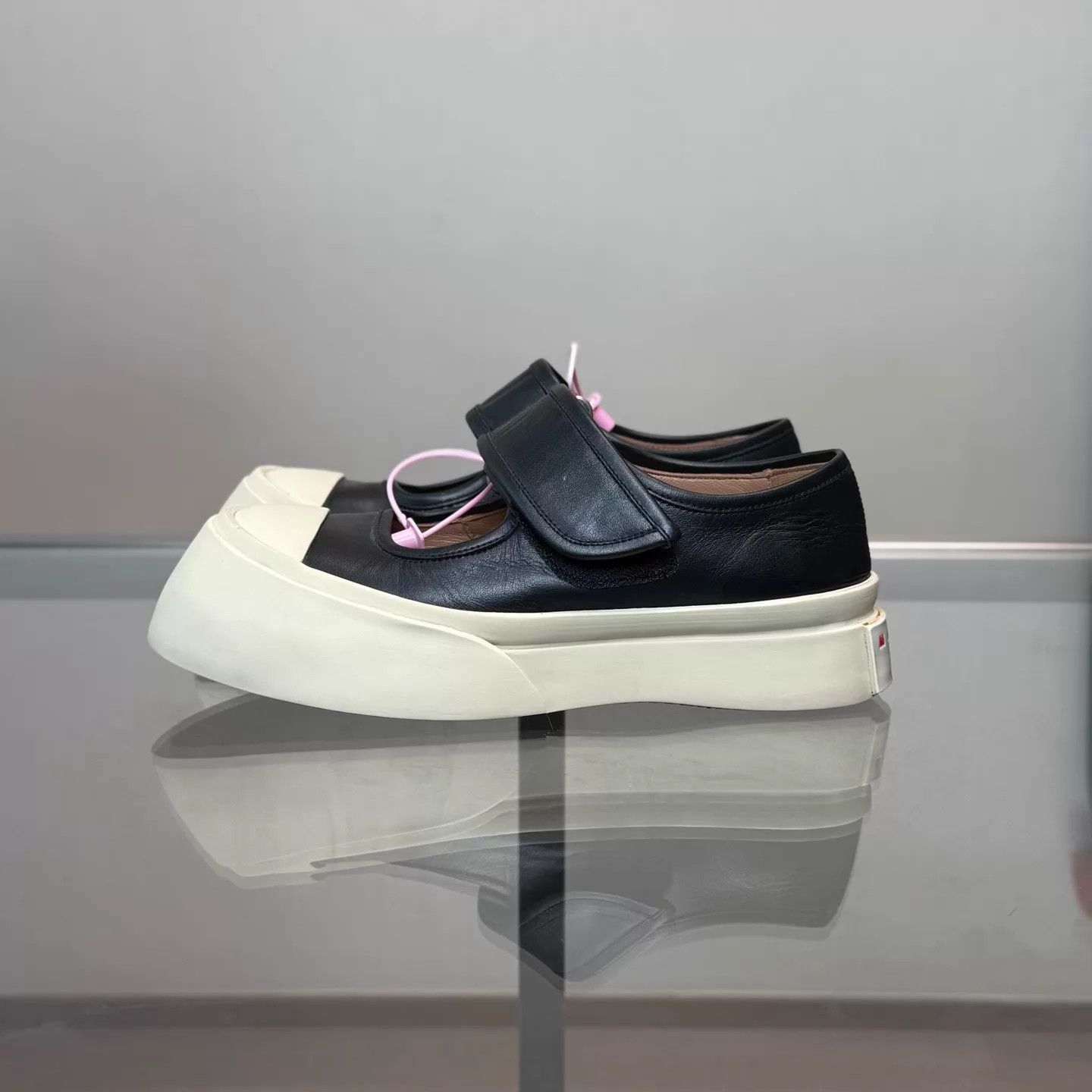 Marni MARNI PABLO NAPPA Velcro Mary Janes EUR 36 Size US 5.5 / IT 35.5 - 2 Thumbnail