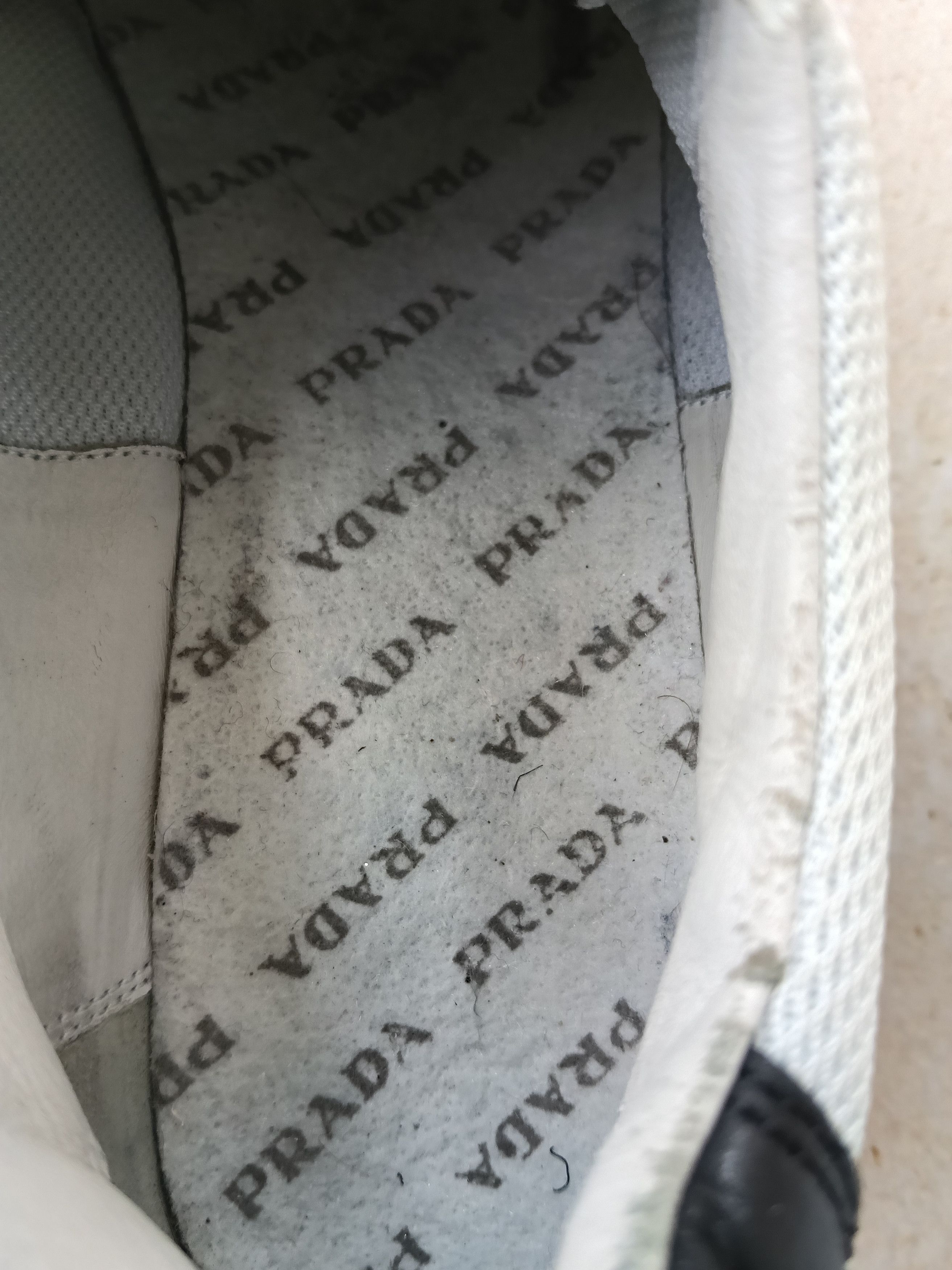 Prada Prada prax 01white black leather sneakers Size US 8.5 / EU 41-42 - 18 Thumbnail