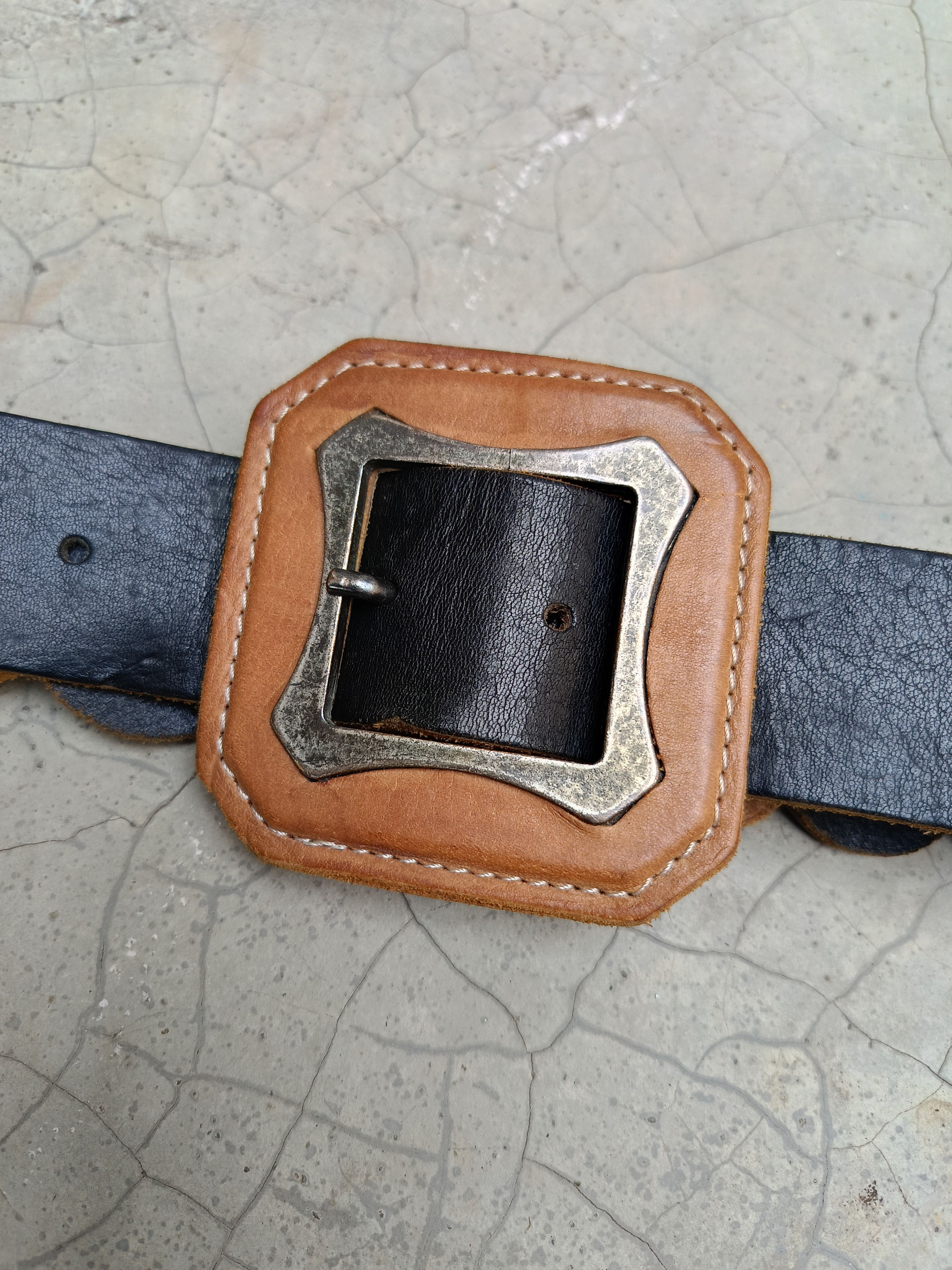 Diesel RARE🔥 DIESEL VINTAGE LEATHER BELT Size 32 - 3 Thumbnail