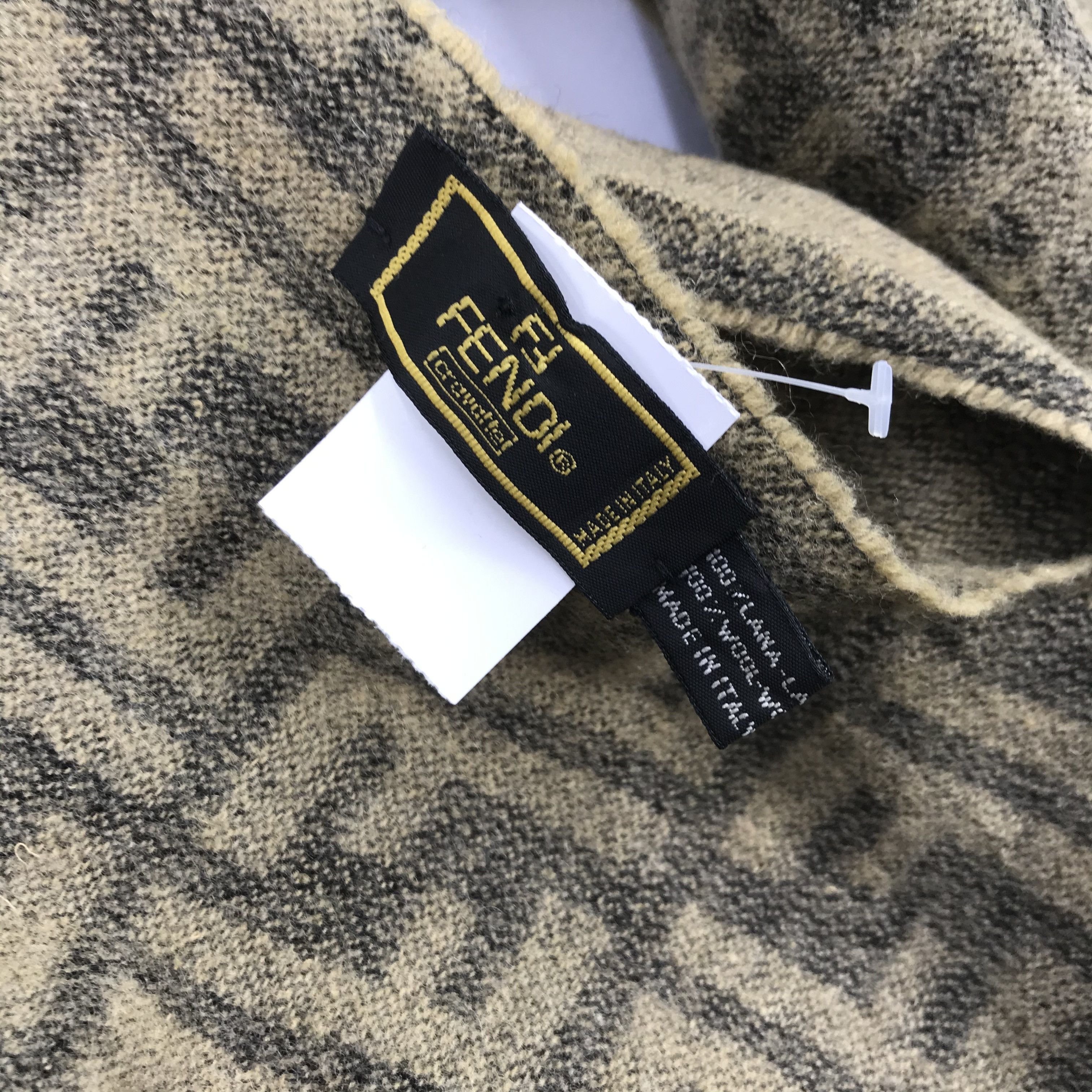 Fendi Vintage 90s Fendi Scarf Muffler FF Monogram Wool Scarves Size ONE SIZE - 4 Thumbnail