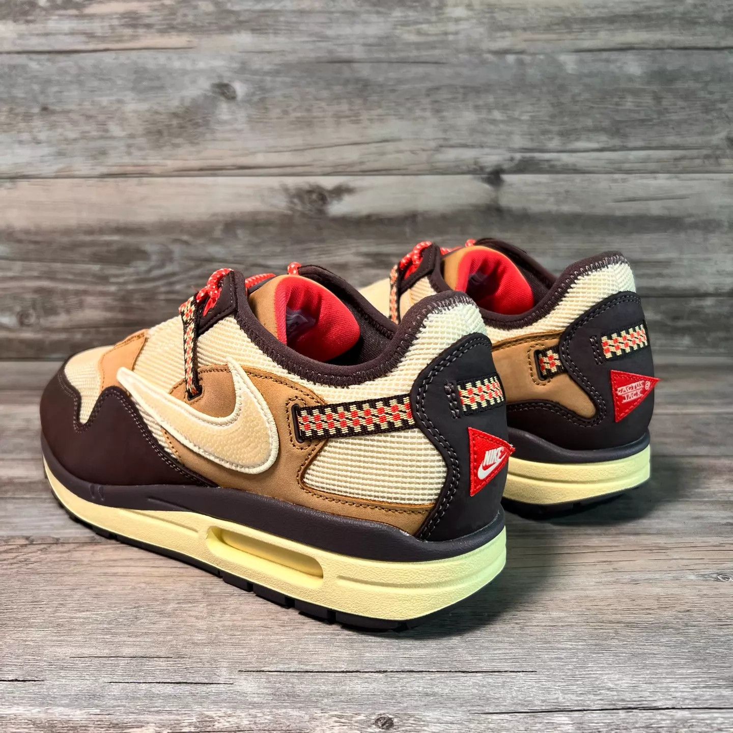 Nike Nike Air Max 1 x Travis Scott Reverse Swoosh Mocha 43 99 new Size US 9.5 / EU 42-43 - 4 Thumbnail