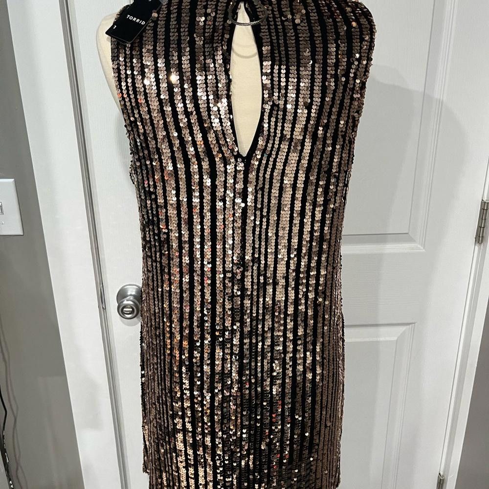 Torrid Torrid NWTS Mini Sequin Trapeze Dress Size XXS / US 00 / IT 34 - 11 Thumbnail