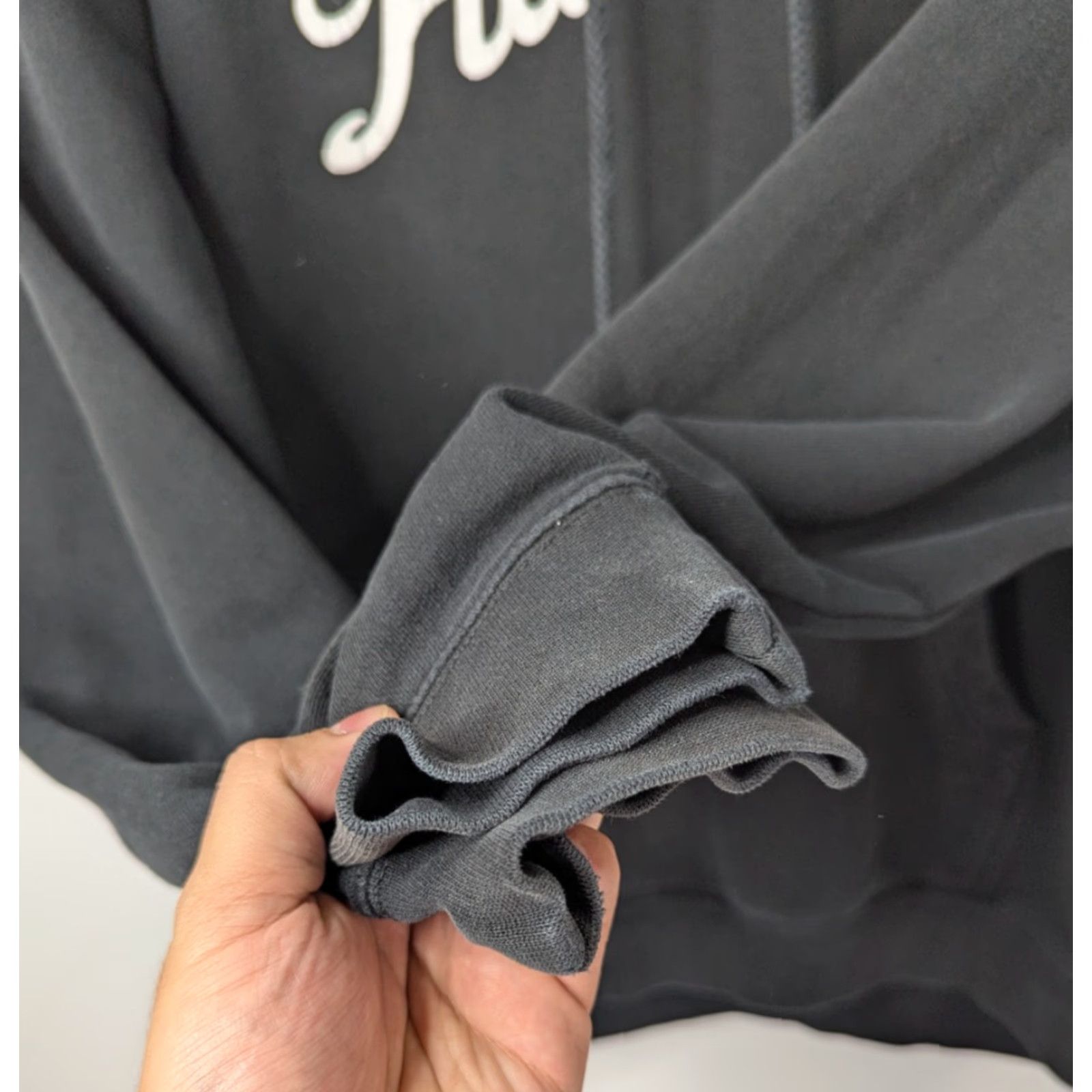 The Hundreds The Hundreds Hoodie Sweater Mens Medium Black Skate Logo Graphic Streetwear Size US M / EU 48-50 / 2 - 3 Thumbnail