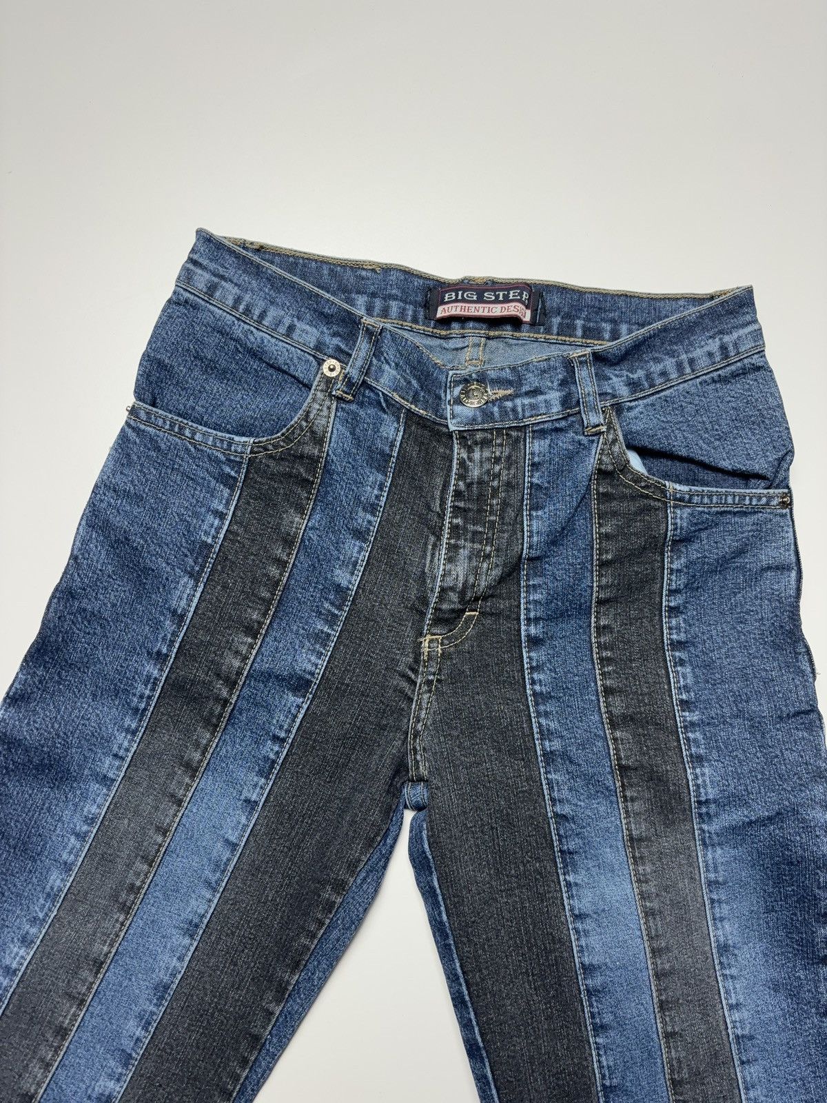 Vintage VINTAGE PATCHWORK FLARED MIXED JEANS DENIM PANTS 2000s Size 26" / US 2 / IT 38 - 5 Thumbnail