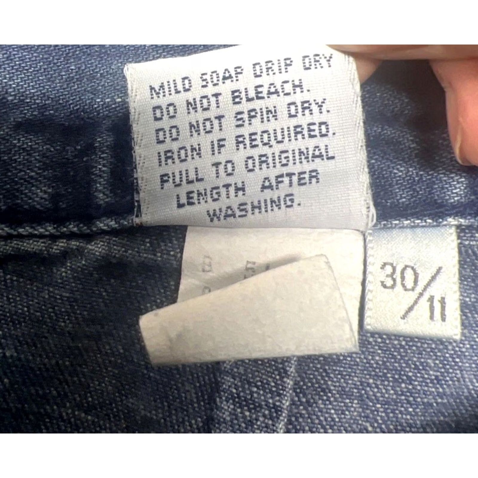 Calvin Klein VINTAGE Calvin Klein Denim Mom Shorts Womens 11/30 High Rise Pleated USA 90s Classic Size 32" / US 10 / IT 46 - 5 Thumbnail