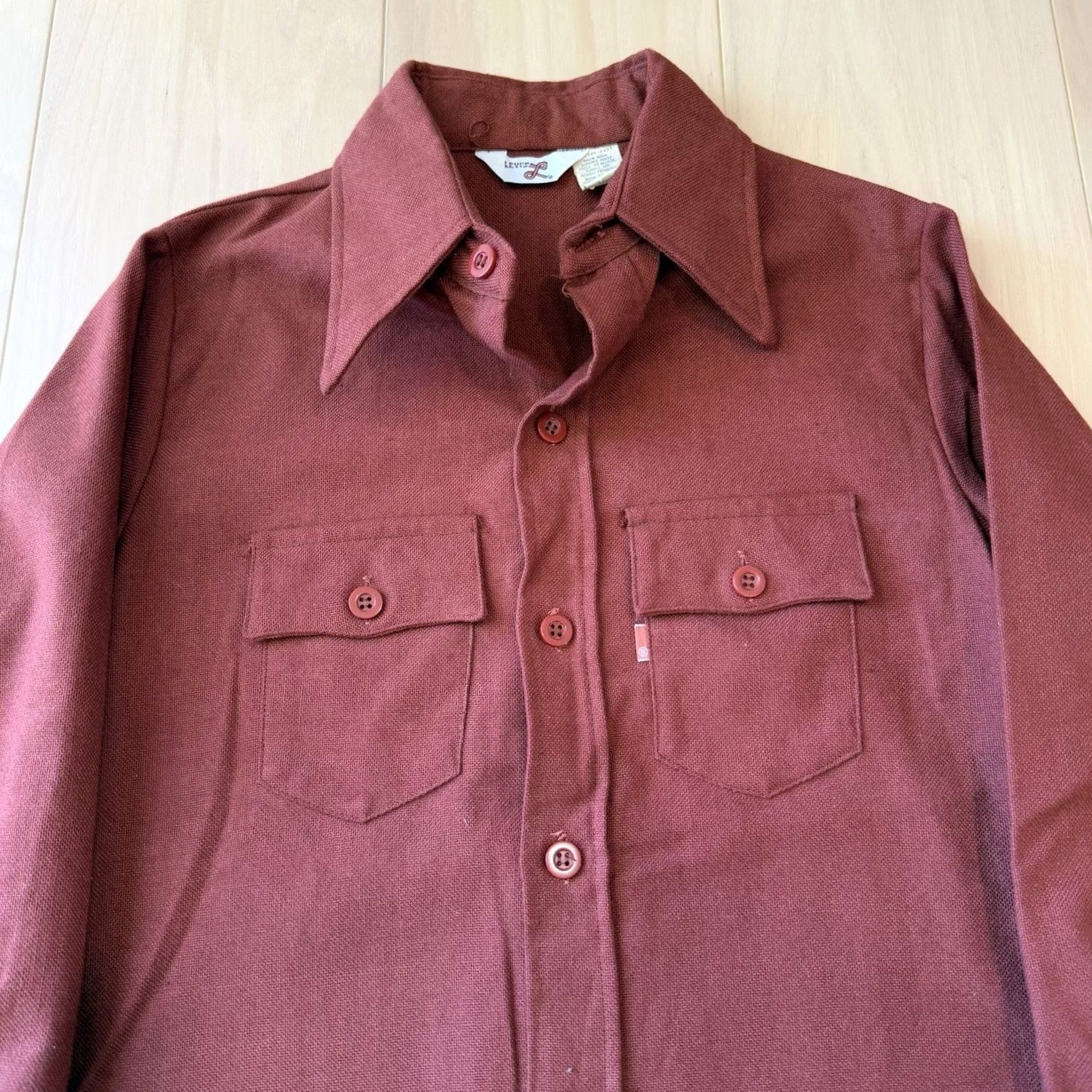 Levi's VINTAGE Levi's Shirt Women's Small Rust Red Long Sleeve Button Up Workwear Size S / US 4 / IT 40 - 3 Thumbnail
