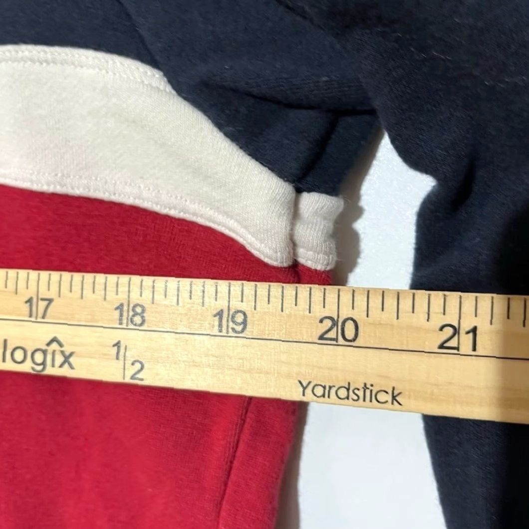 Uniqlo Uniqlo Casual Crew Neck Sweater Red Blue Mens Size Small Pullover Black S Men Clothing Mens Size US S / EU 44-46 / 1 - 6 Thumbnail