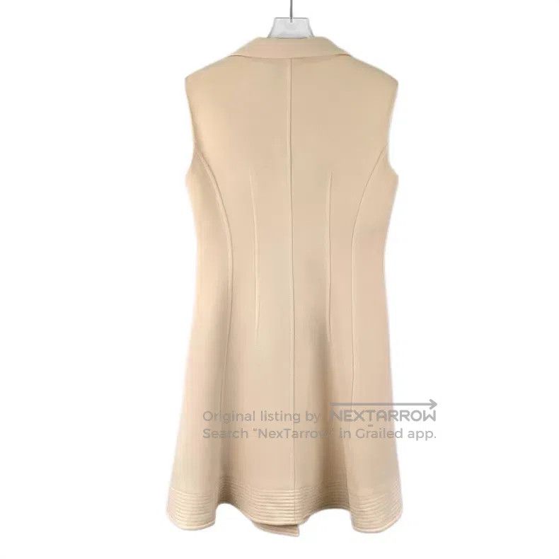 Dior Dior Beige wool lapel single-breasted sleeveless dress Size XS / US 0-2 / IT 36-38 - 2 Thumbnail