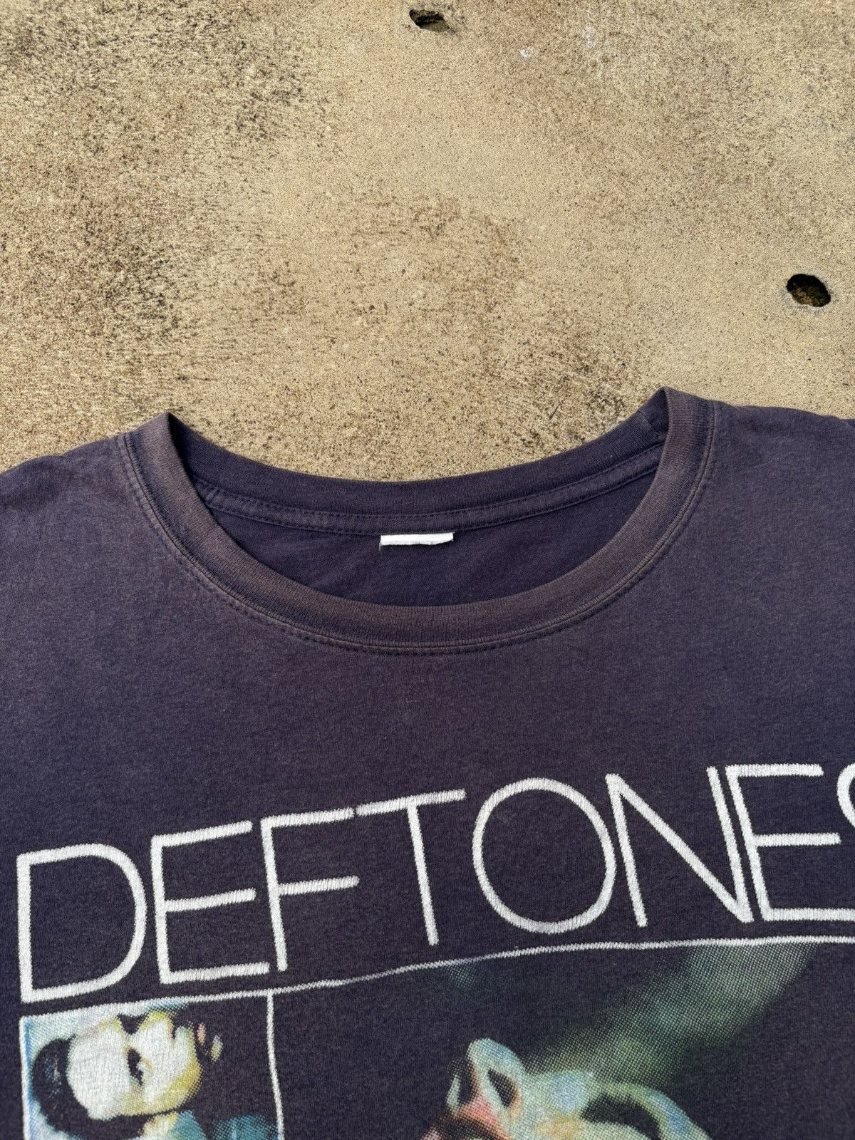 Vintage T-shrit VTG “ DEFTONES “ ©️2002 Size US XL / EU 56 / 4 - 4 Thumbnail