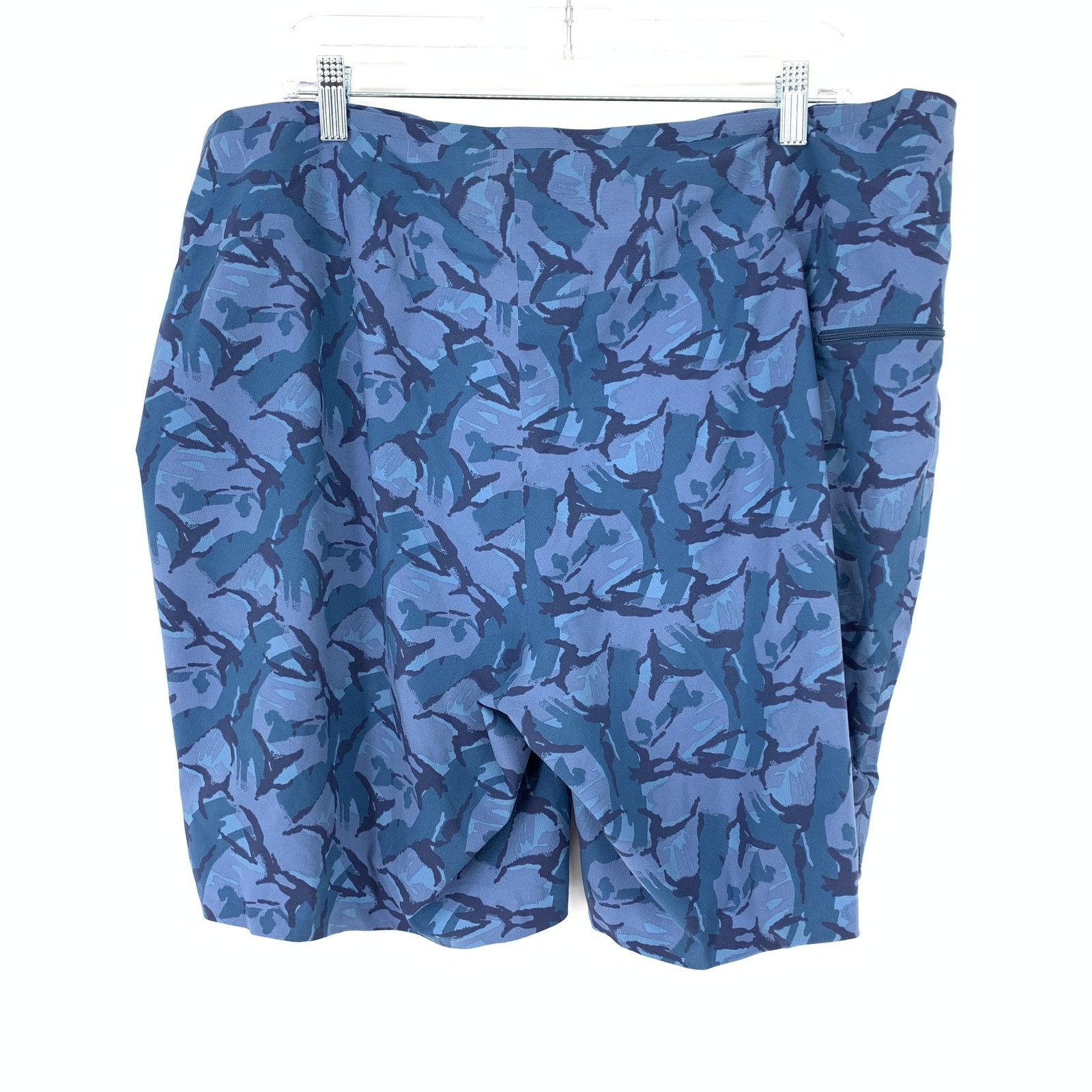 Patagonia Patagonia Men's Sz 40 Blue Print Board Shorts Zipped Pocket Size US 40 / EU 56 - 2 Thumbnail