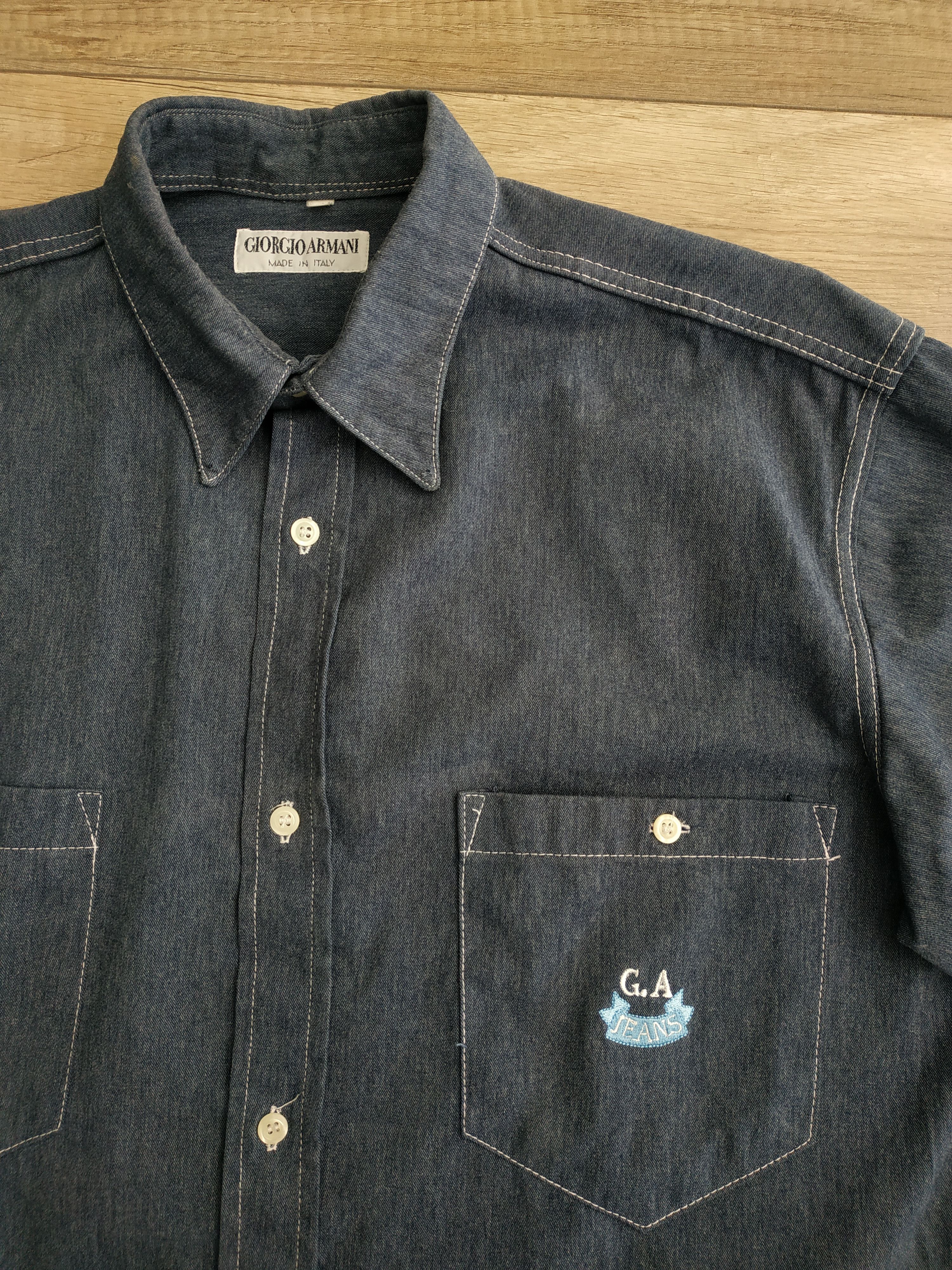 Giorgio Armani Armani Men's Vintage 80's Denim Button Up Shirt, s. LARGE Size US L / EU 52-54 / 3 - 4 Thumbnail