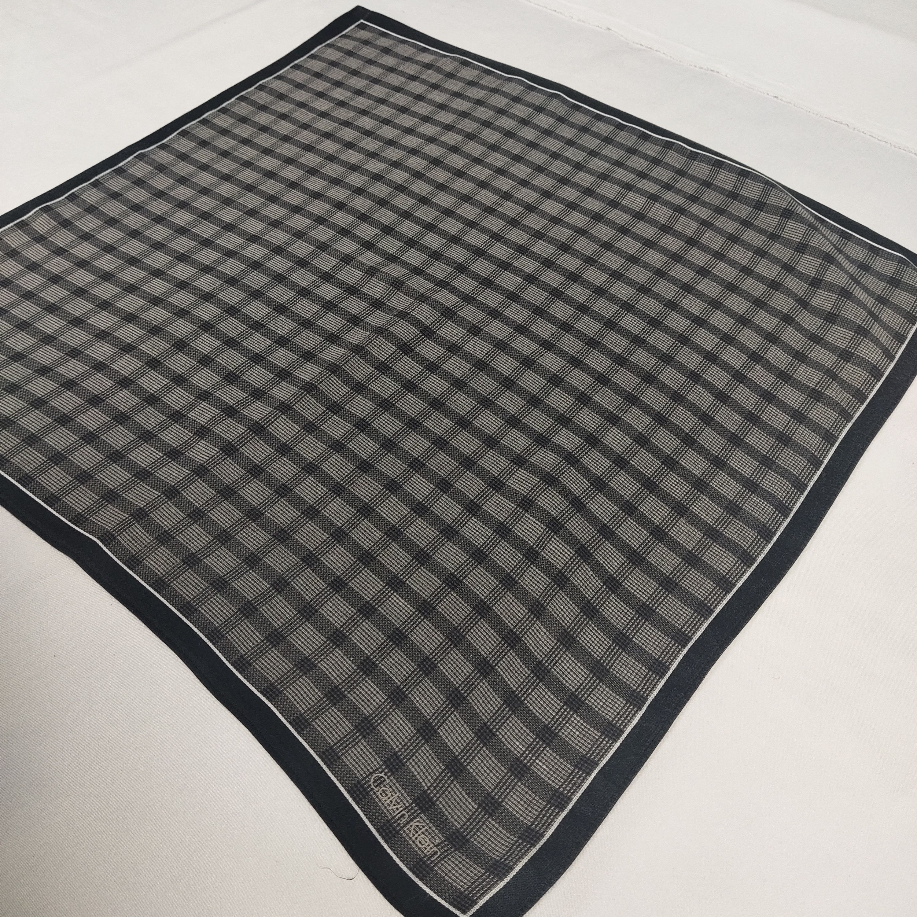 Calvin Klein × Vintage Calvin Klein Handkerchief / Neckerchief / Bandana FZ155 Size ONE SIZE - 4 Thumbnail