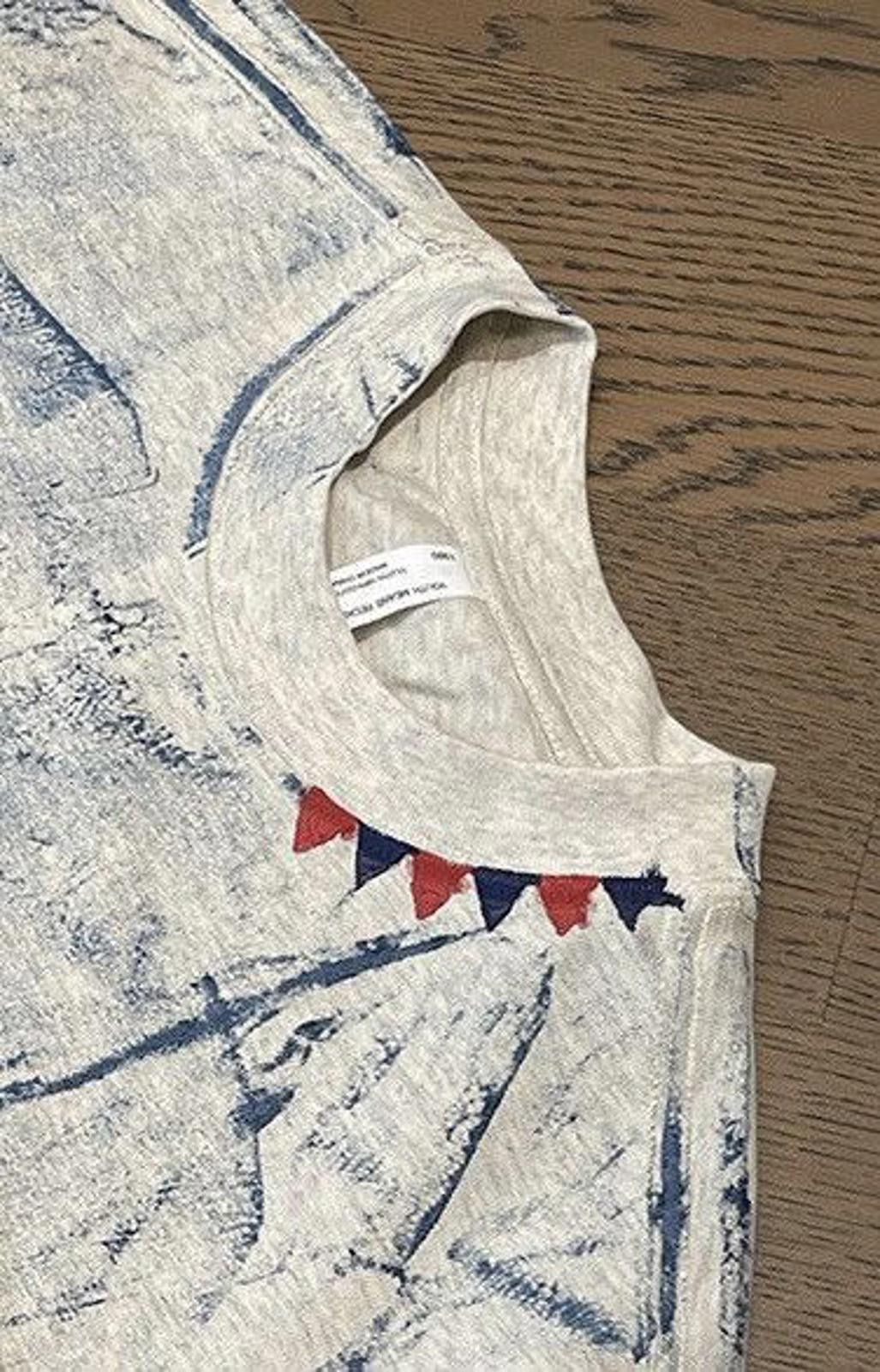 Vintage Blue Abstract Print T-Shirt with Decorative Accents Size US L / EU 52-54 / 3 - 8 Thumbnail
