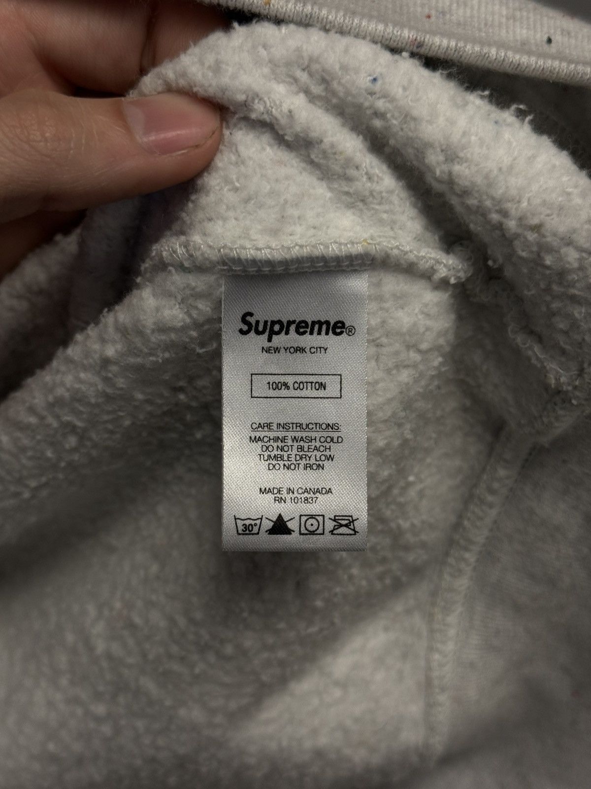 Supreme Supreme Grey Colorful Specs Hoodie Size Large 🧼 Size US L / EU 52-54 / 3 - 10 Thumbnail
