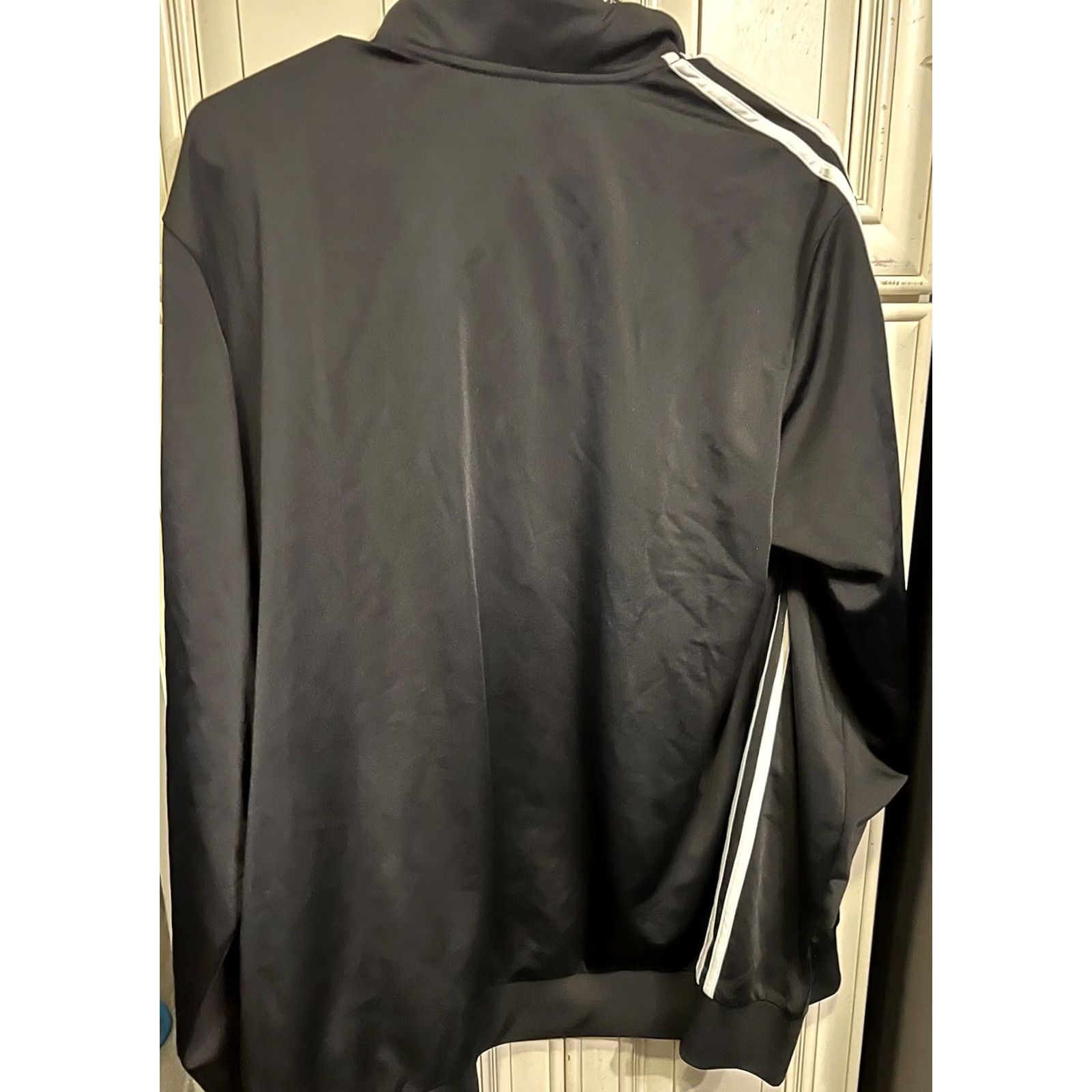 Adidas Adidas Men's Zip Front Jacket Black White Stripes Pockets Size XL Track Jacket Size US XL / EU 56 / 4 - 5 Thumbnail