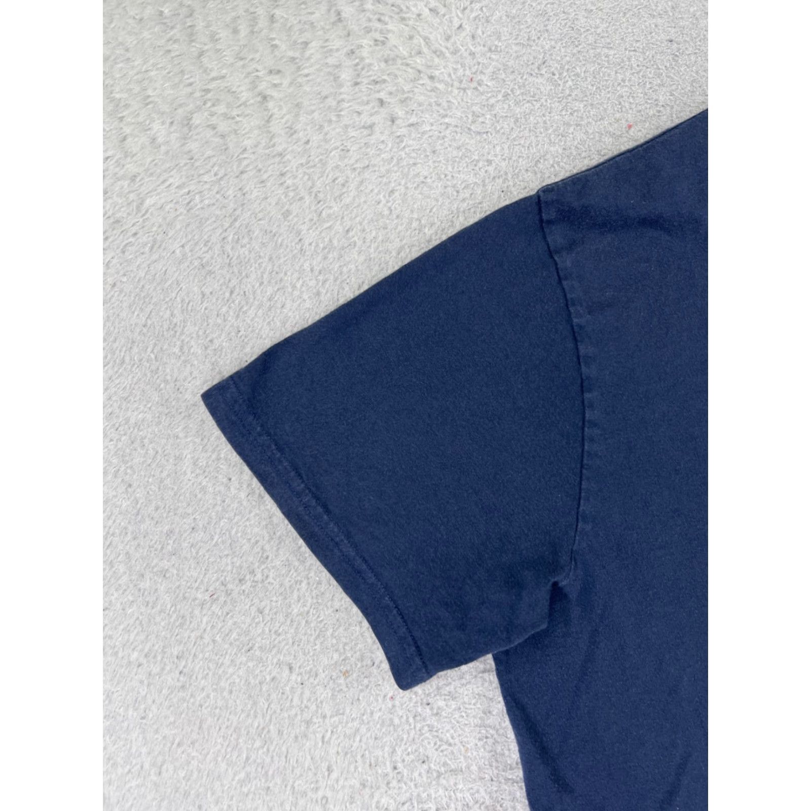 The North Face The North Face Shirt Men Adult Large Blue Short Sleeve Crew Neck Cotton Jersey T-Shirt 90s Outdoor Camp Hiking Regular Fit Mens Size US L / EU 52-54 / 3 - 3 Thumbnail