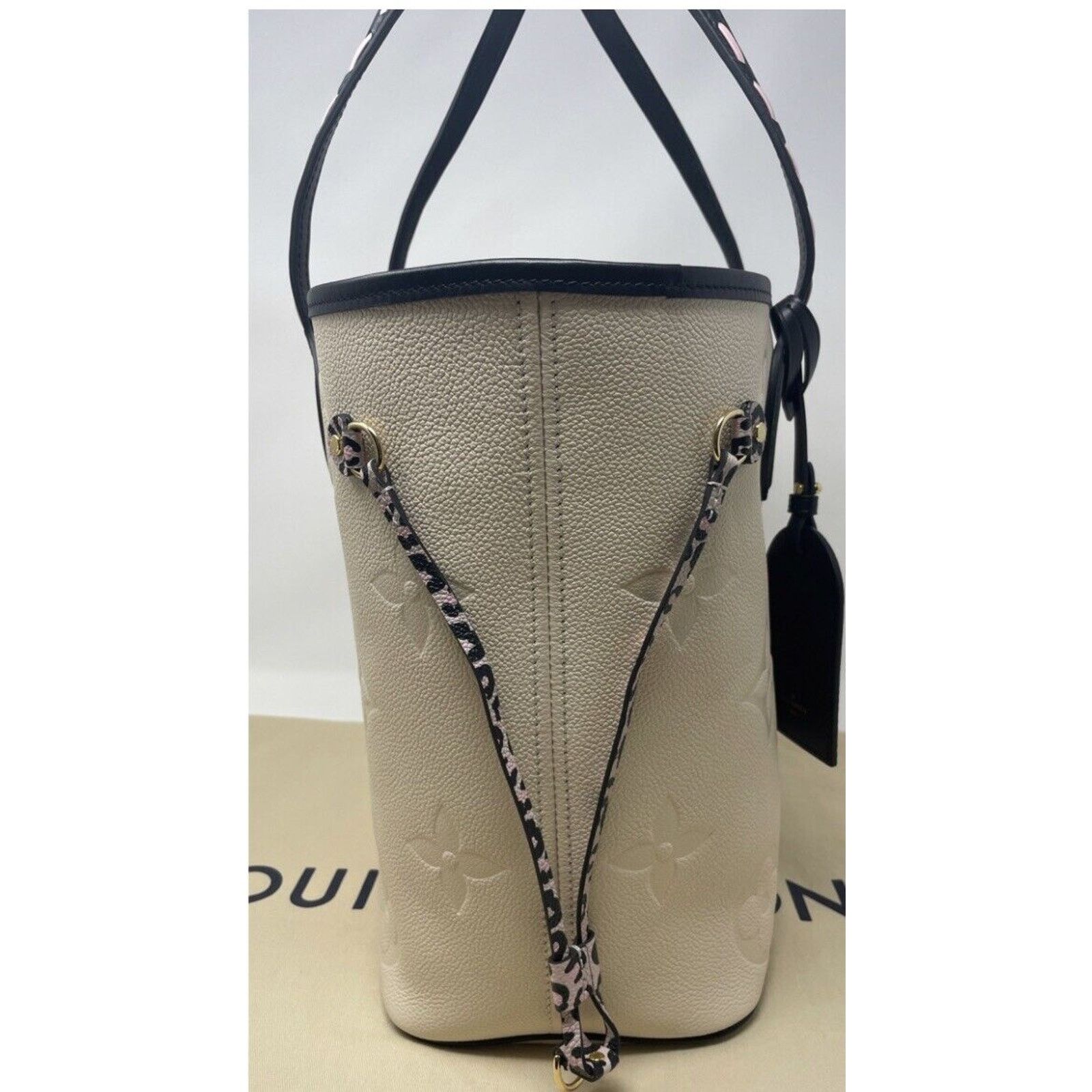 Louis Vuitton Louis Vuitton Neverfull Tote MM Ivory Leather Size ONE SIZE - 11 Thumbnail