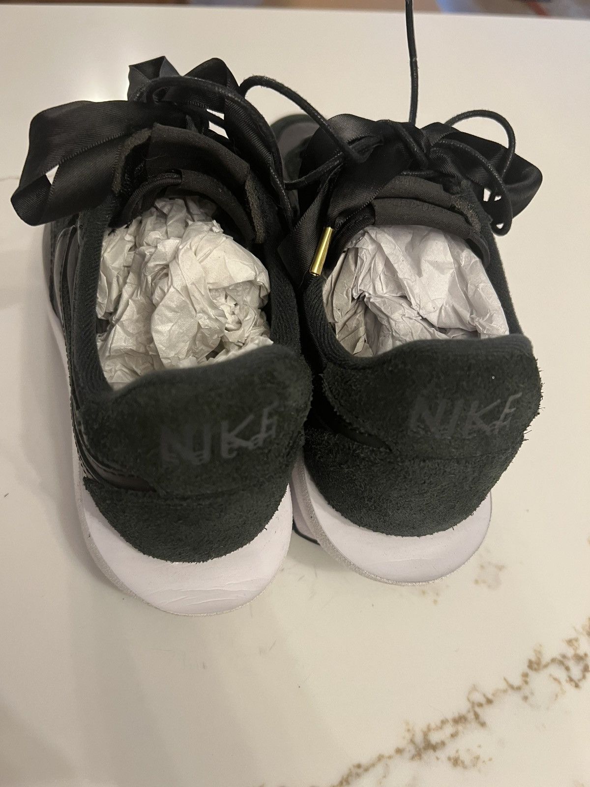 Nike × Sacai Sacai x LDWaffle ‘Black Nylon’ Size US 6 / EU 39 - 4 Thumbnail