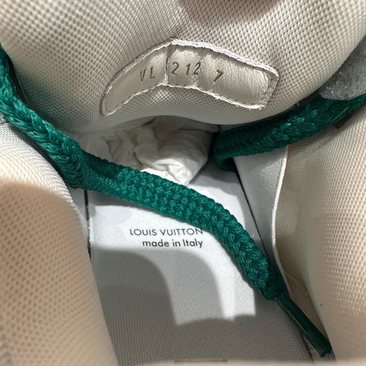 Louis Vuitton LV Trainer White Green Pangding 41 BN Full Set Size US 8 / EU 41 - 4 Thumbnail