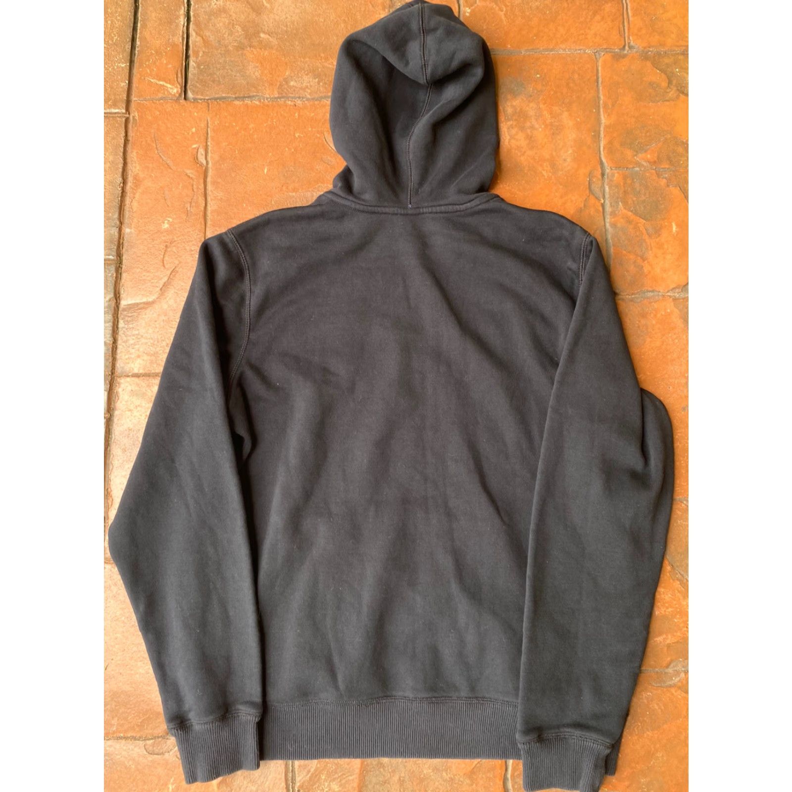 Nike VINTAGE Nike Embroidered Spell Out Swoosh Y2K Hoodie Large Mens Gray Blue Embroidered Logo 90s Sportswear PullOver Pockets Size US L / EU 52-54 / 3 - 3 Thumbnail