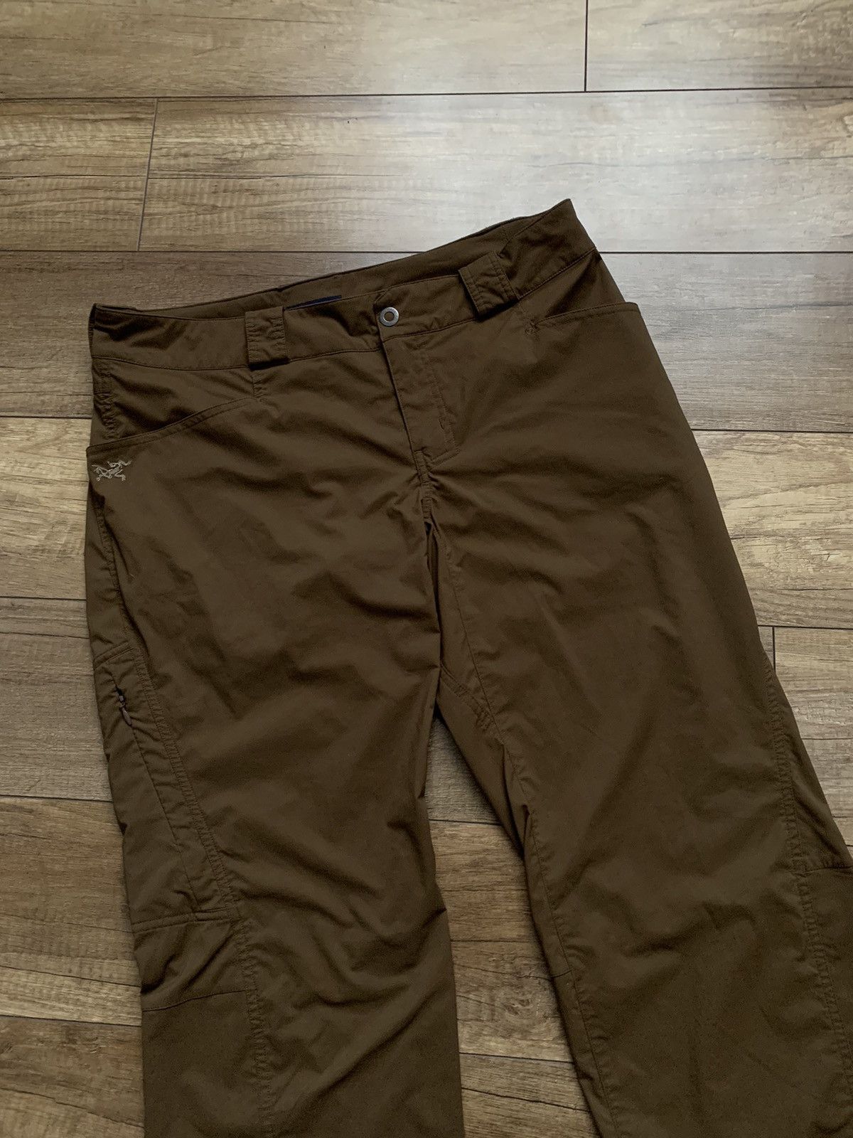 Arc'teryx Arcteryx Brown Nylon Pants Womens Vintage Size 32" / US 10 / IT 46 - 3 Thumbnail