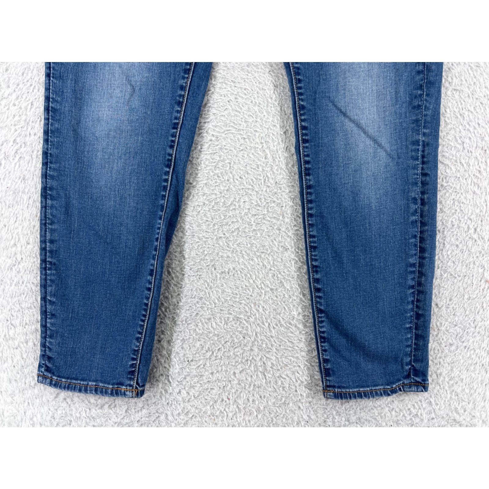 Lucky Brand Lucky Brand Women's Denim Capri Pants Size 28 Blue Cotton Blend Stretch Vintage None Size 28" / US 6 / IT 42 - 6 Thumbnail