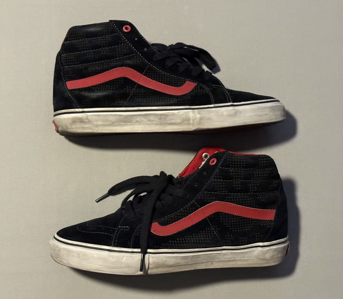 Supreme × Vans Supreme Vans Skull Pile Glow in Dark Sk8-Hi Pro 